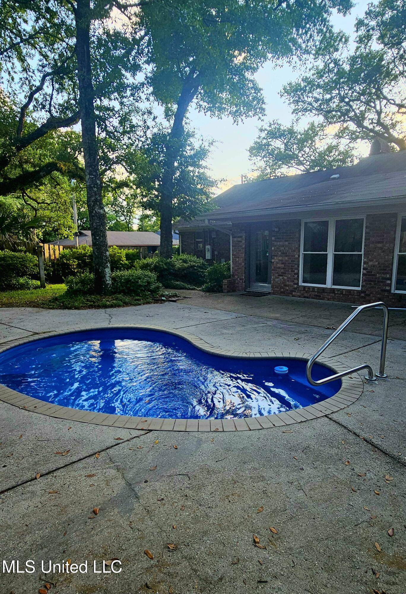 Diamondhead, MS 39525,7743 Manini Way