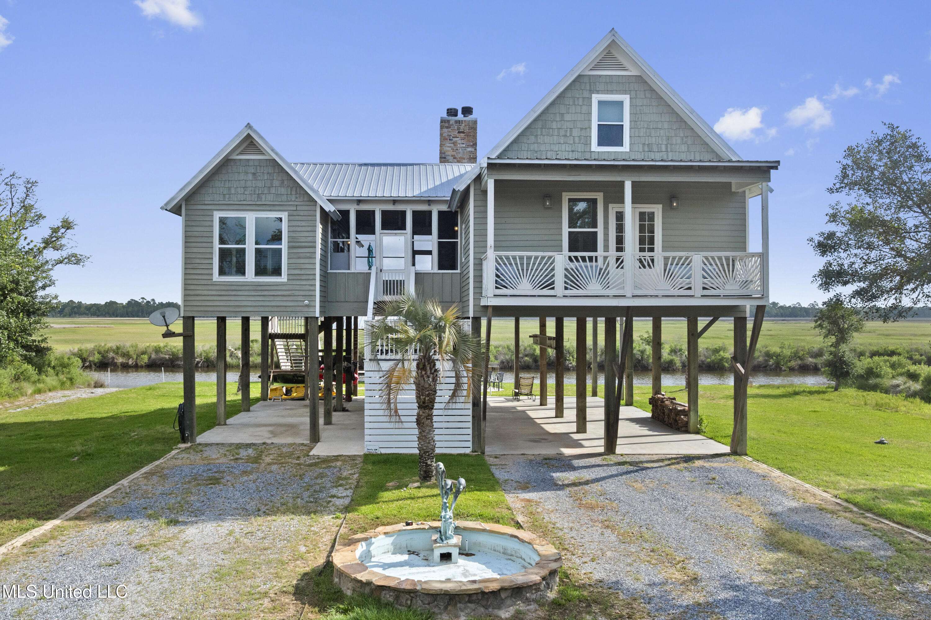 Ocean Springs, MS 39564,7700 Belle Fontaine Drive
