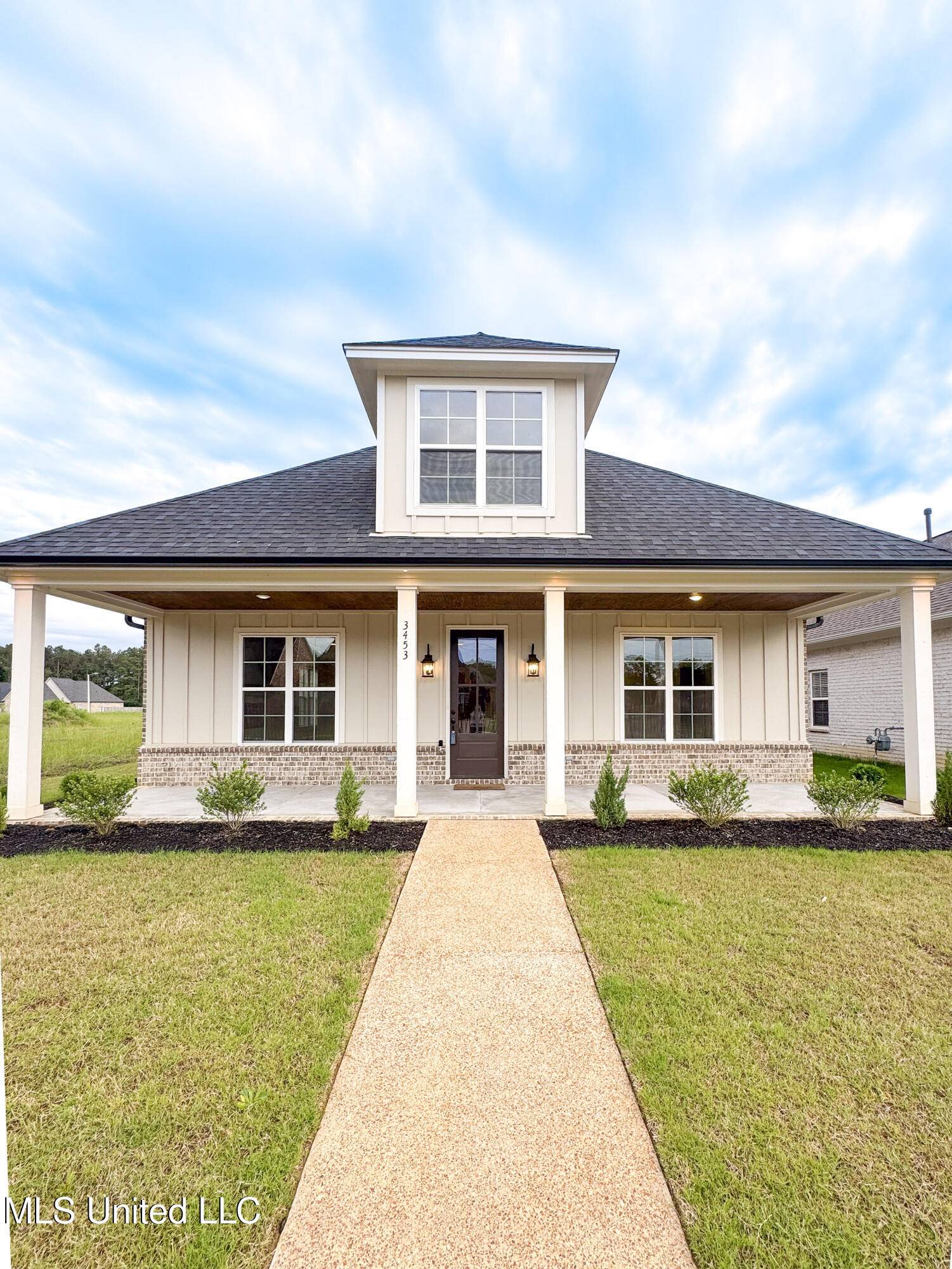 Nesbit, MS 38651,3453 Kreunen Street