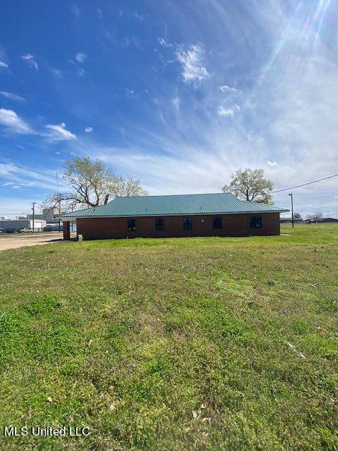 Clarksdale, MS 38614,1800 Cheryl Street