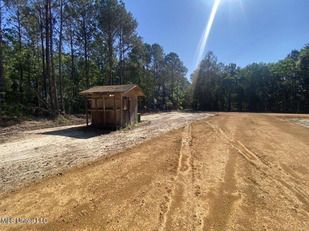 Long Beach, MS 39560,7066 Dubys Lane