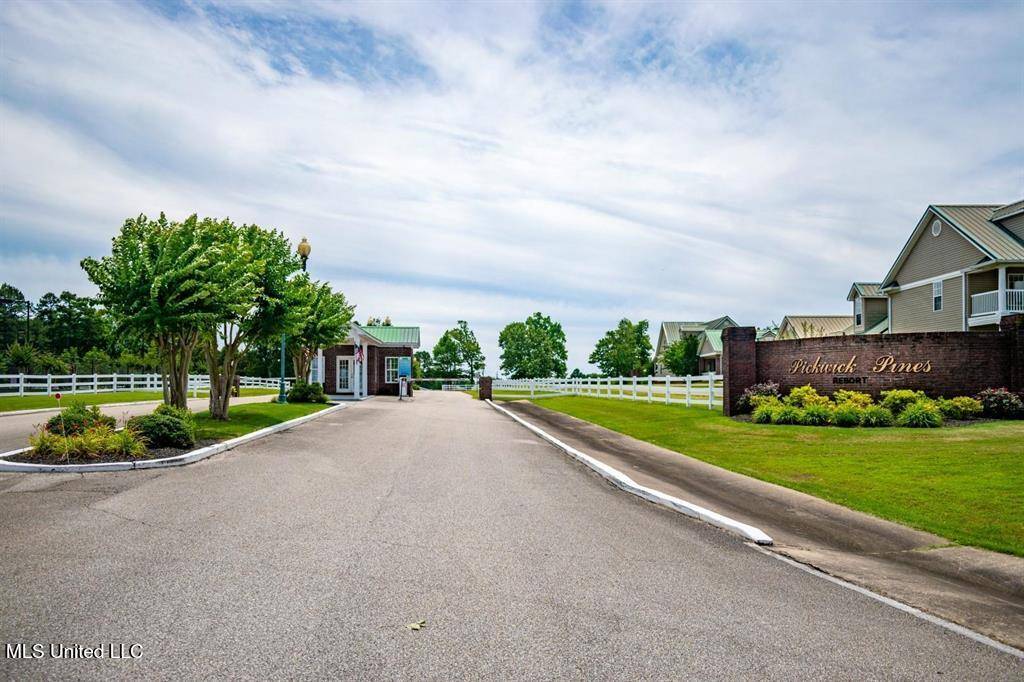Iuka, MS 38852,4 Laura Lane #157