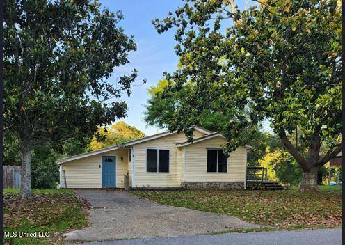 Gautier, MS 39553,2512 Bahama Drive