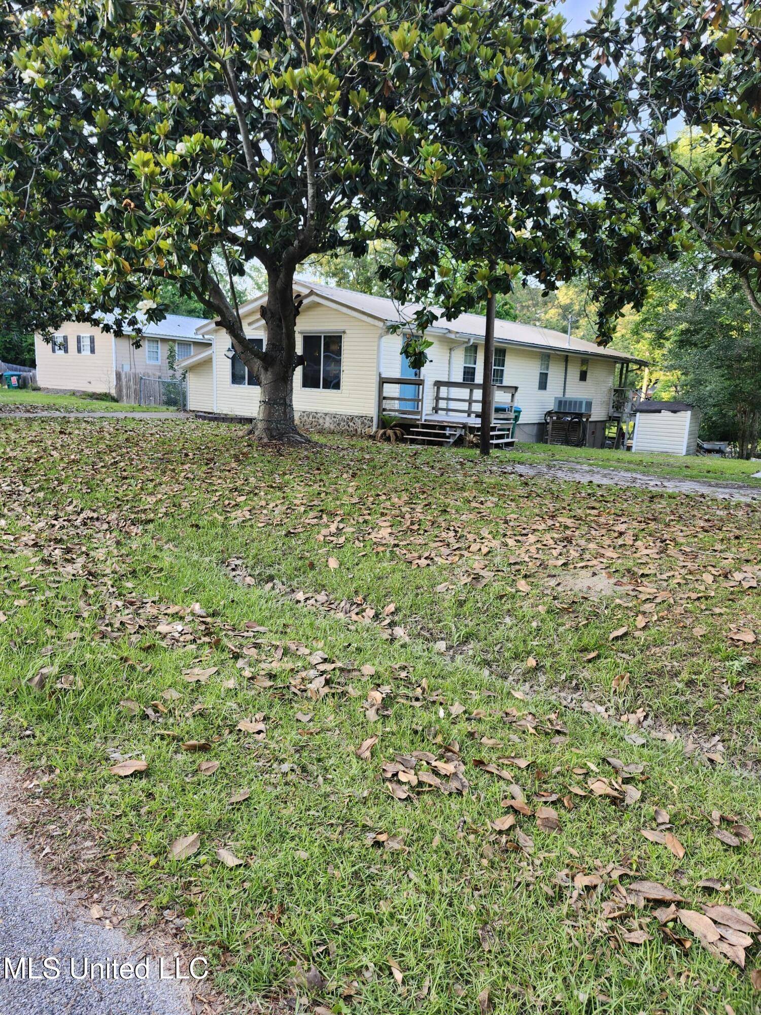 Gautier, MS 39553,2512 Bahama Drive