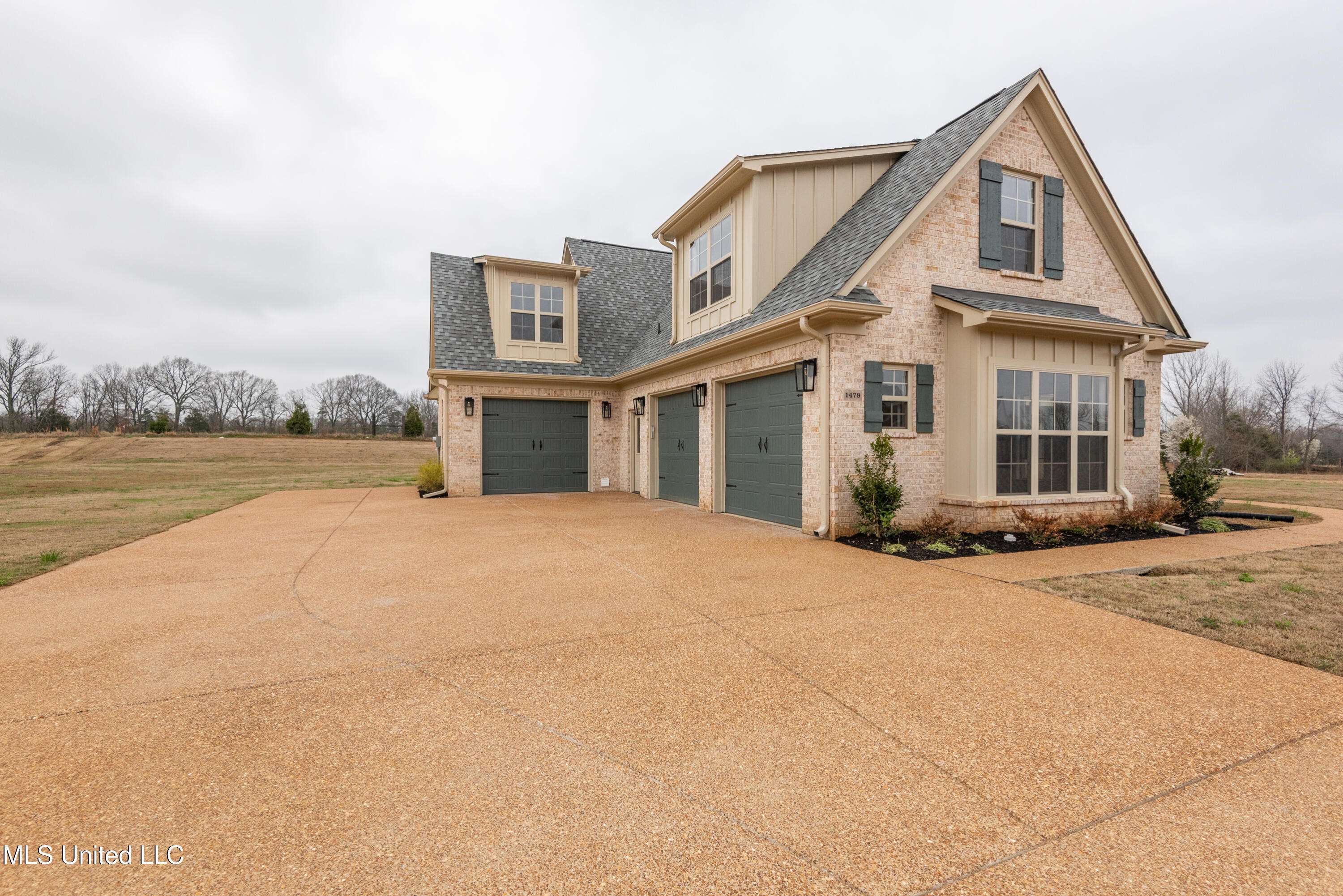 Hernando, MS 38632,1479 Ashtons Lane Lane