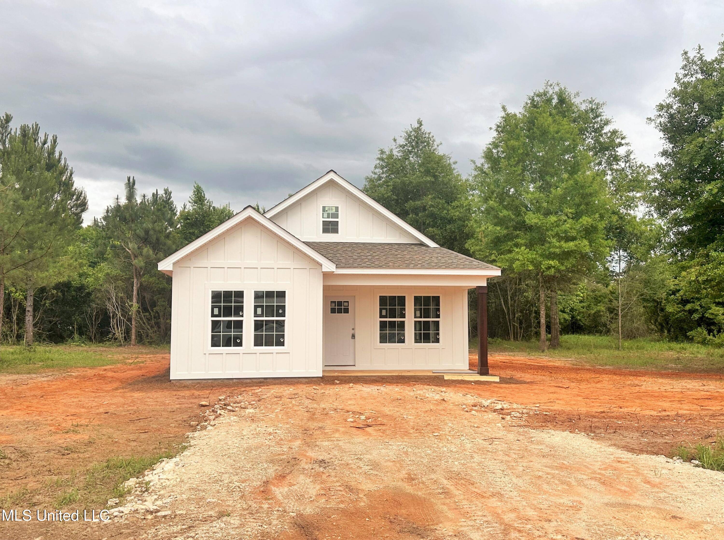 Lucedale, MS 39452,118 Shannon Lane