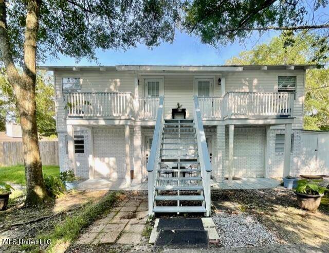 Ocean Springs, MS 39564,7720 Fountainbleau Road #1