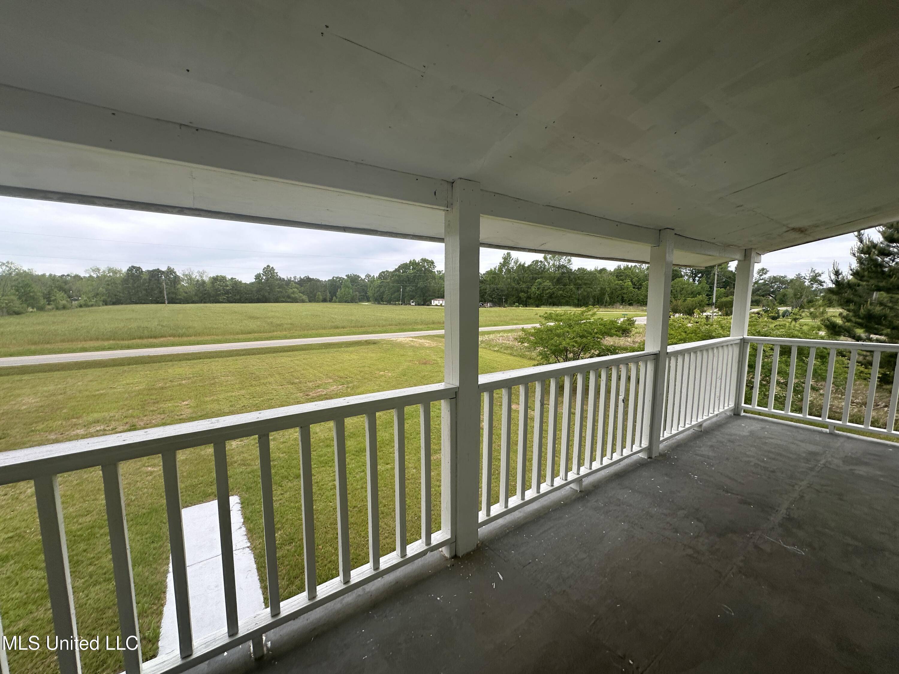 Lucedale, MS 39452,182 Tut Road