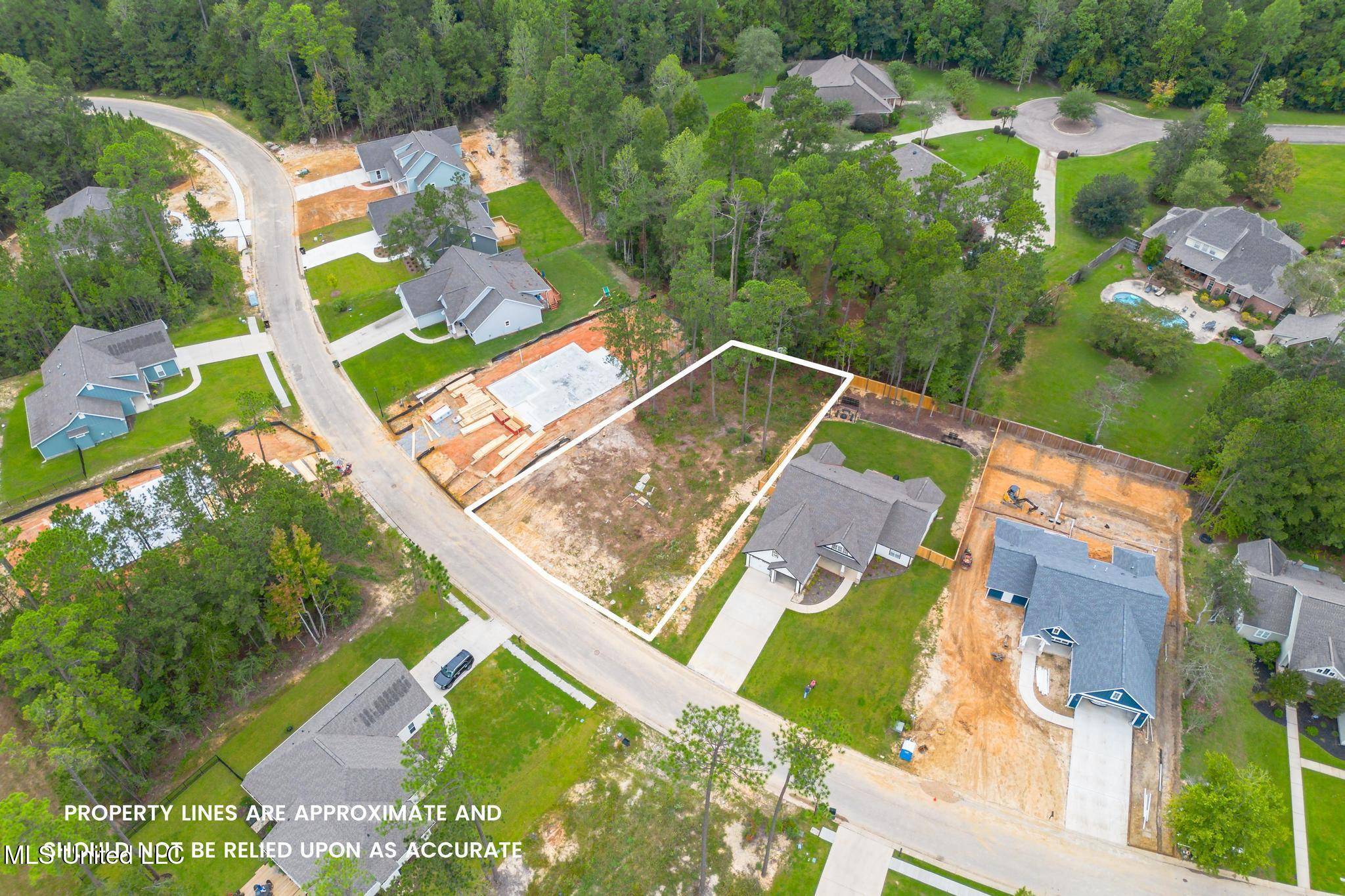 Hattiesburg, MS 39401,76 S Founders Way