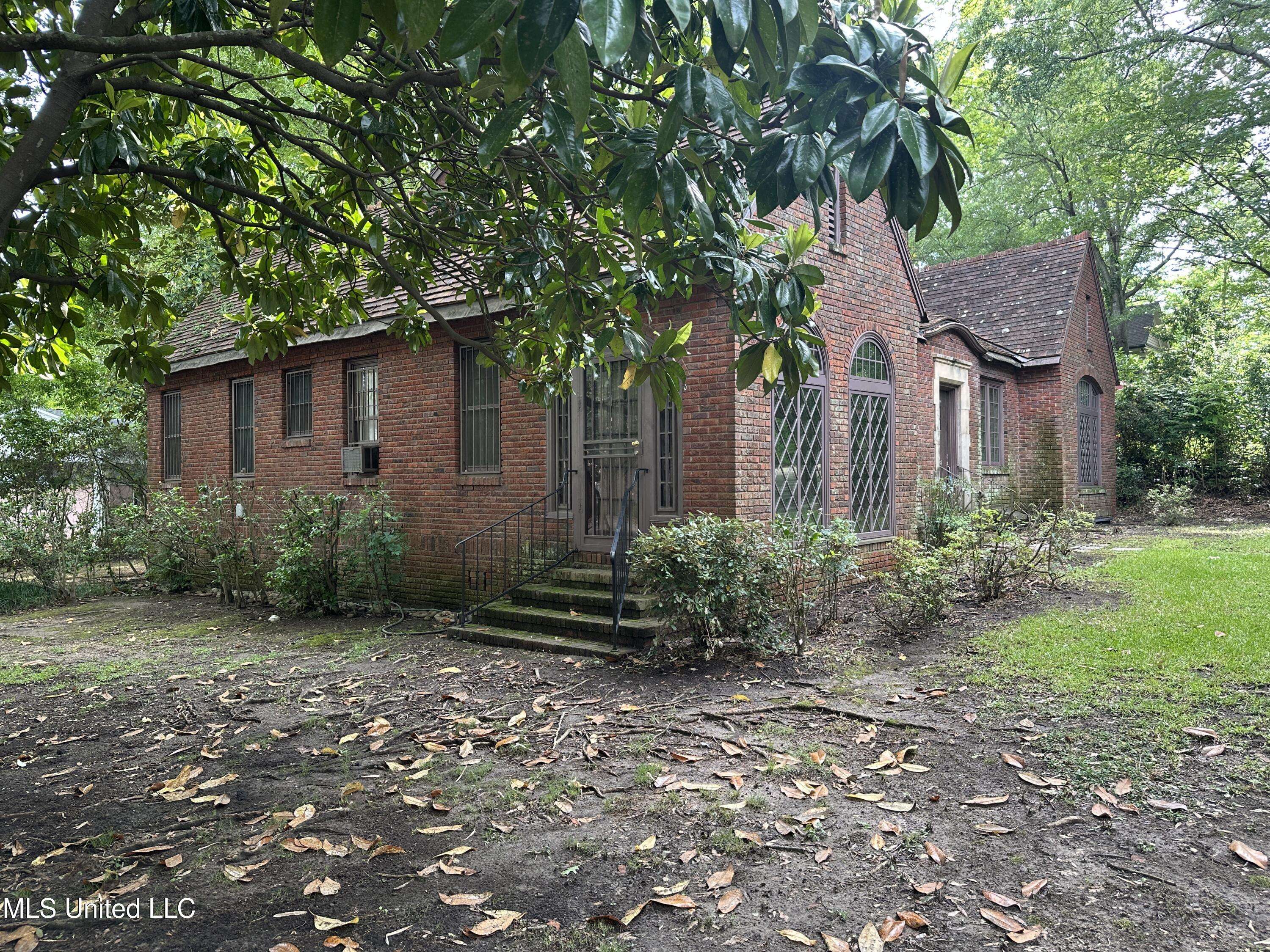 Jackson, MS 39202,931 Gillespie Street