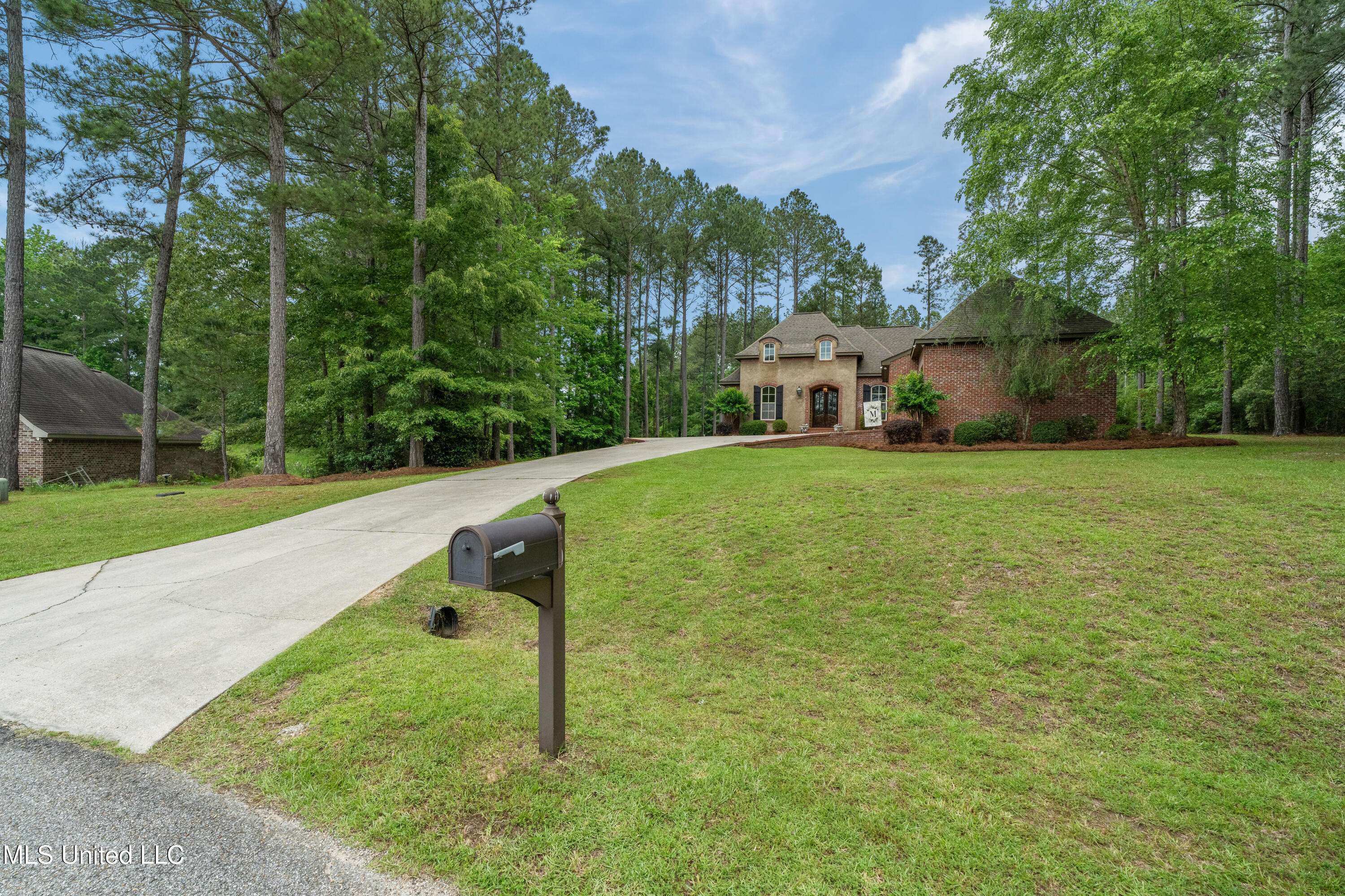 Sumrall, MS 39482,10 Magnolia Crossing Road