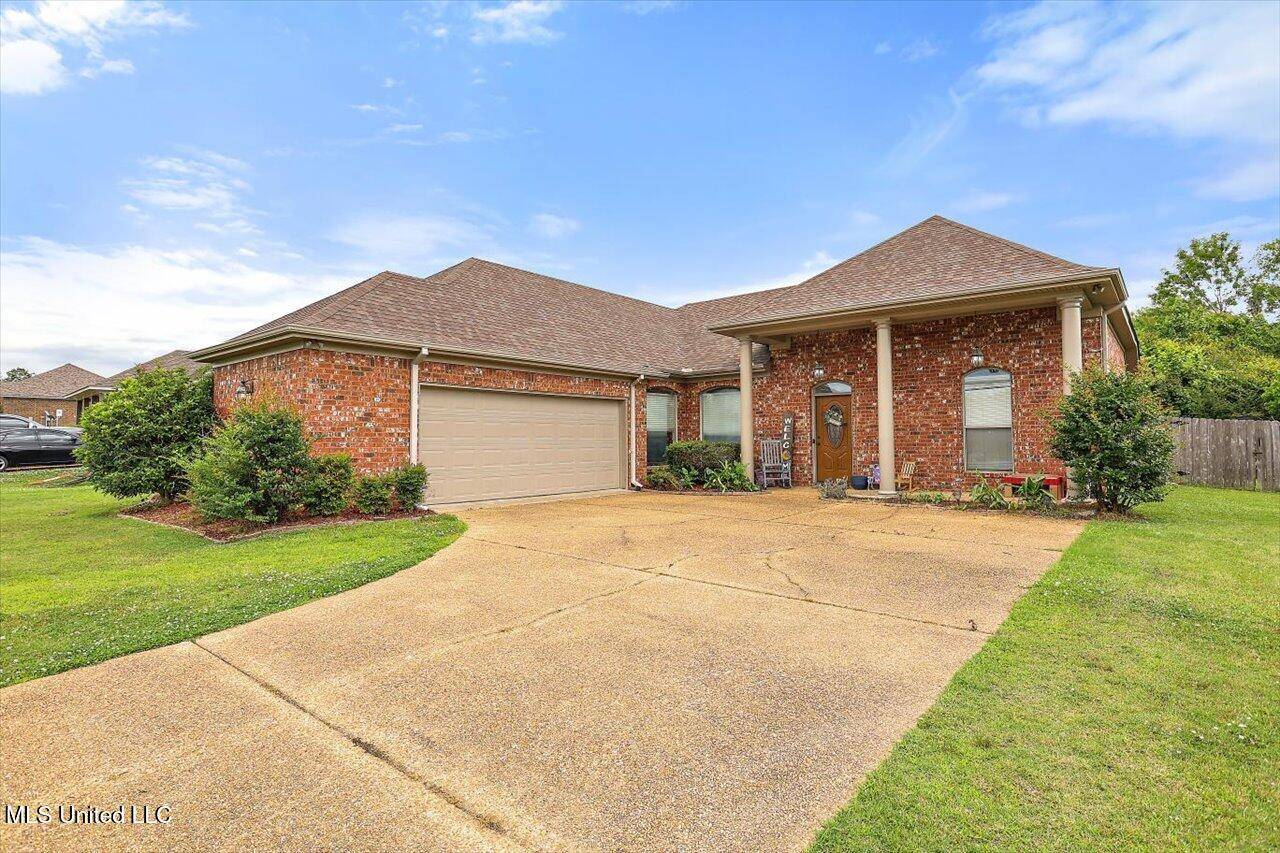 Florence, MS 39073,107 Carriage Lane