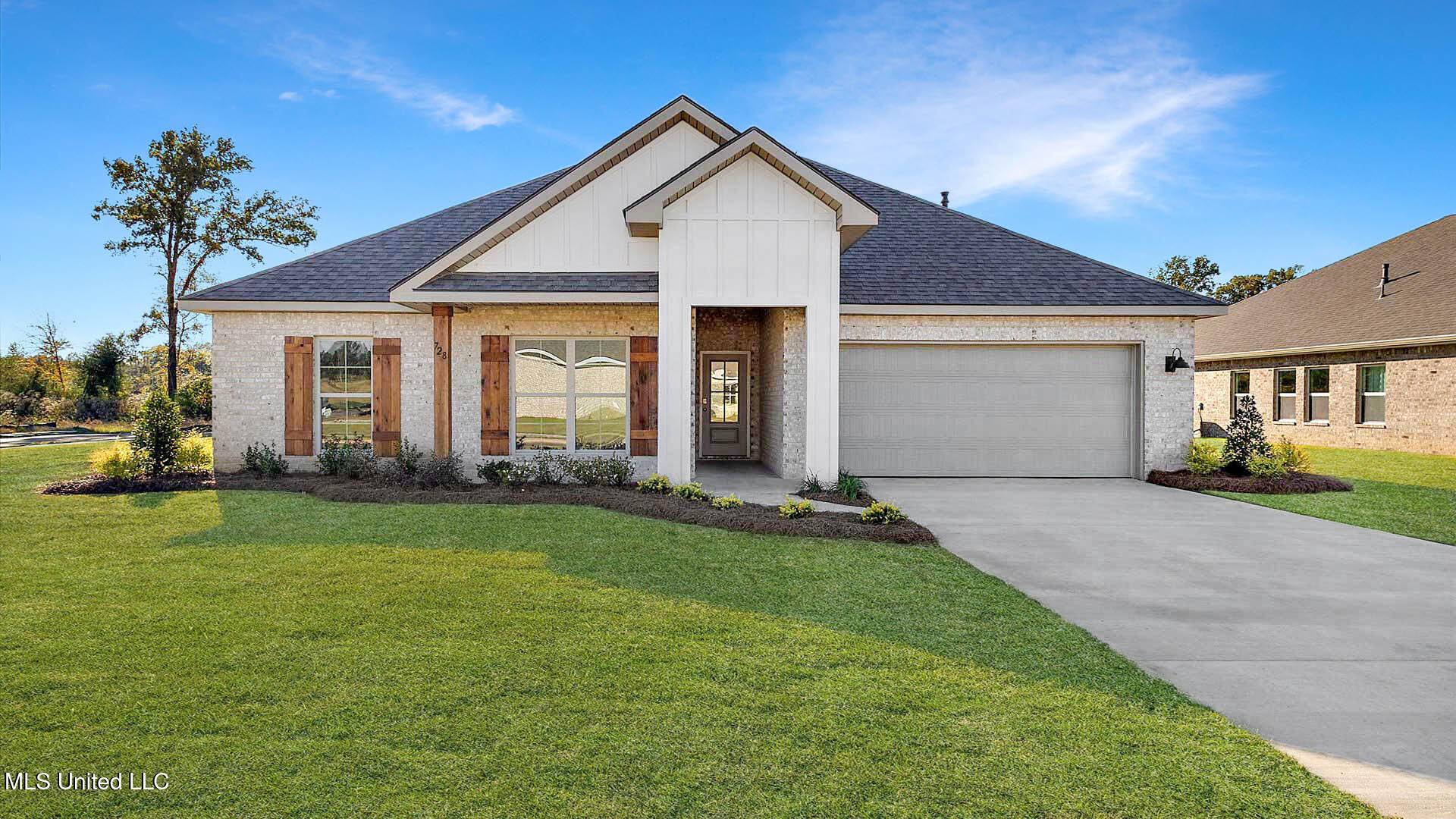 Canton, MS 39046,728 Honeysuckle Loop