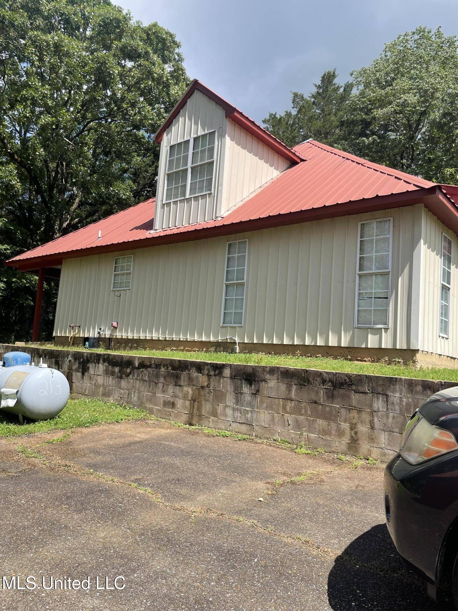 Pope, MS 38658,20 Cedar Heights