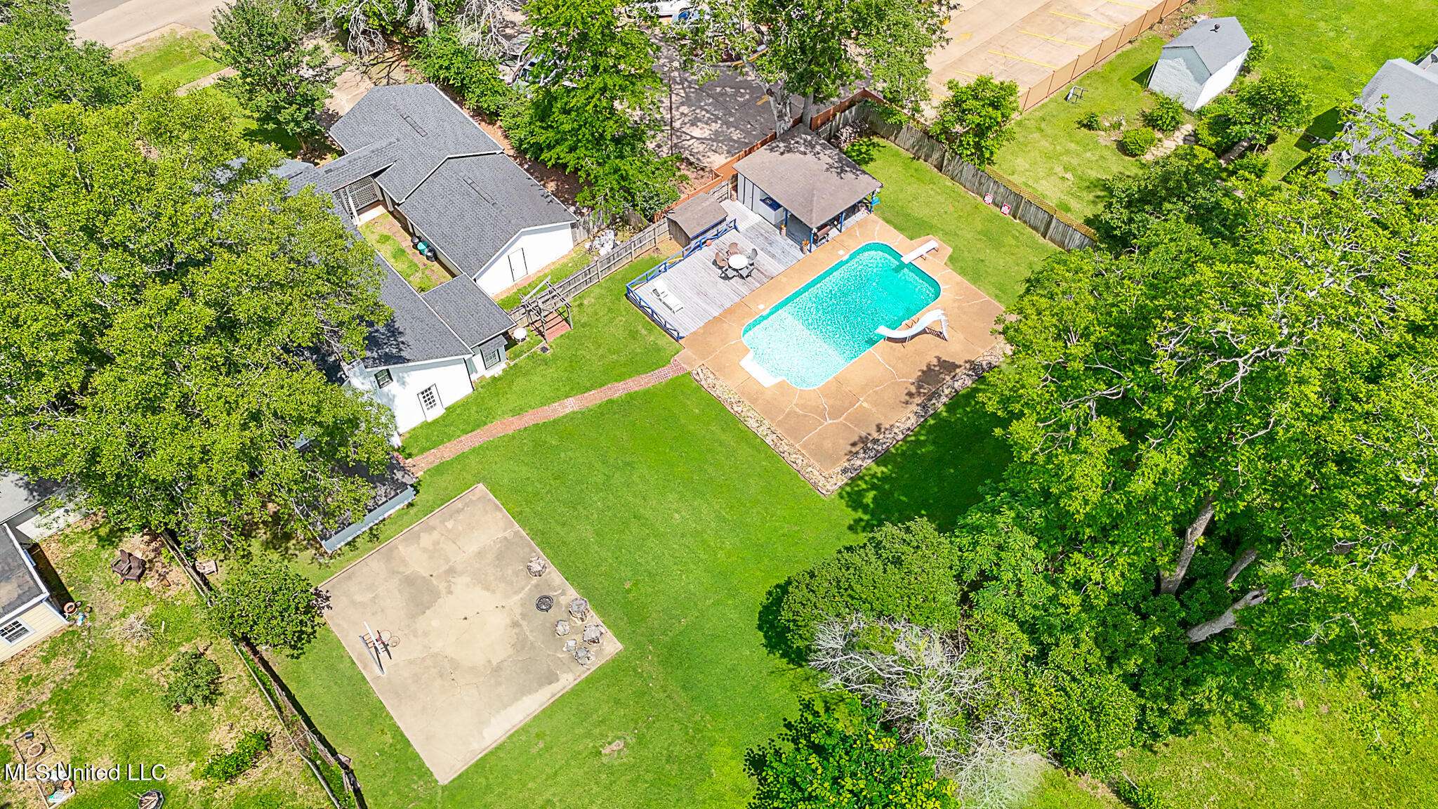 Terry, MS 39170,113 Cunningham Street