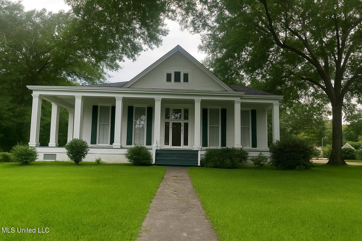 Grenada, MS 38901,751 S Main Street