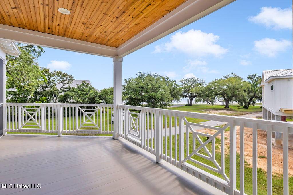 Bay Saint Louis, MS 39520,641 N Beach Boulevard