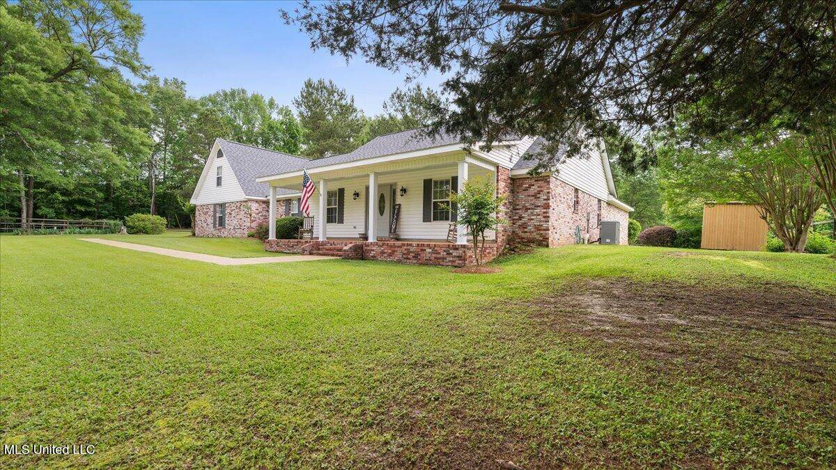 Vicksburg, MS 39180,768 Lake Boulevard