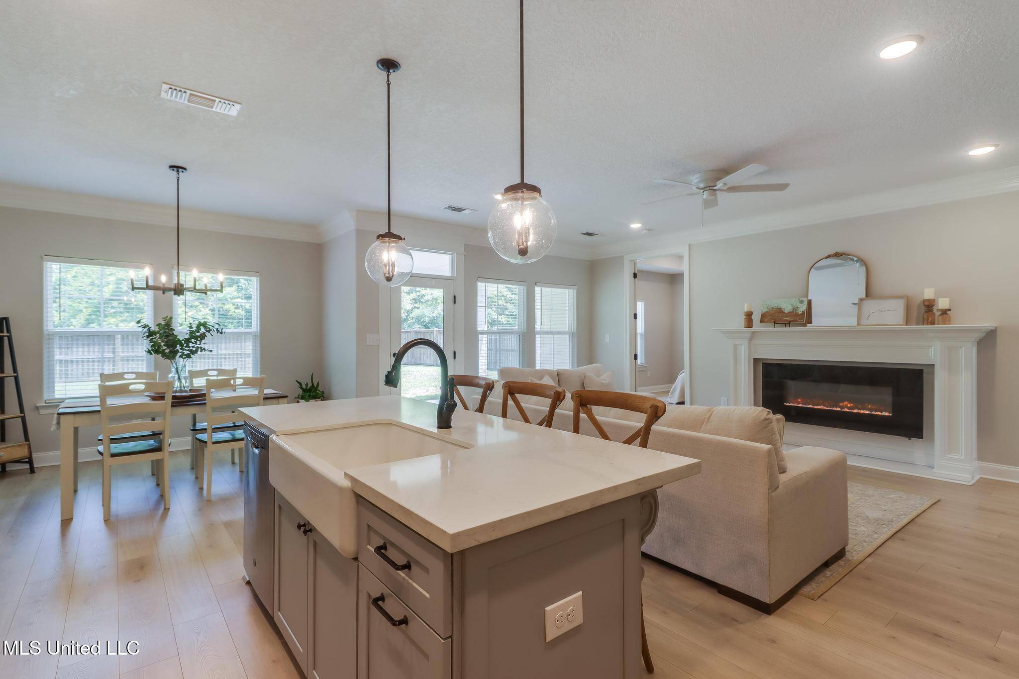 Gulfport, MS 39503,13328 Hawk Place