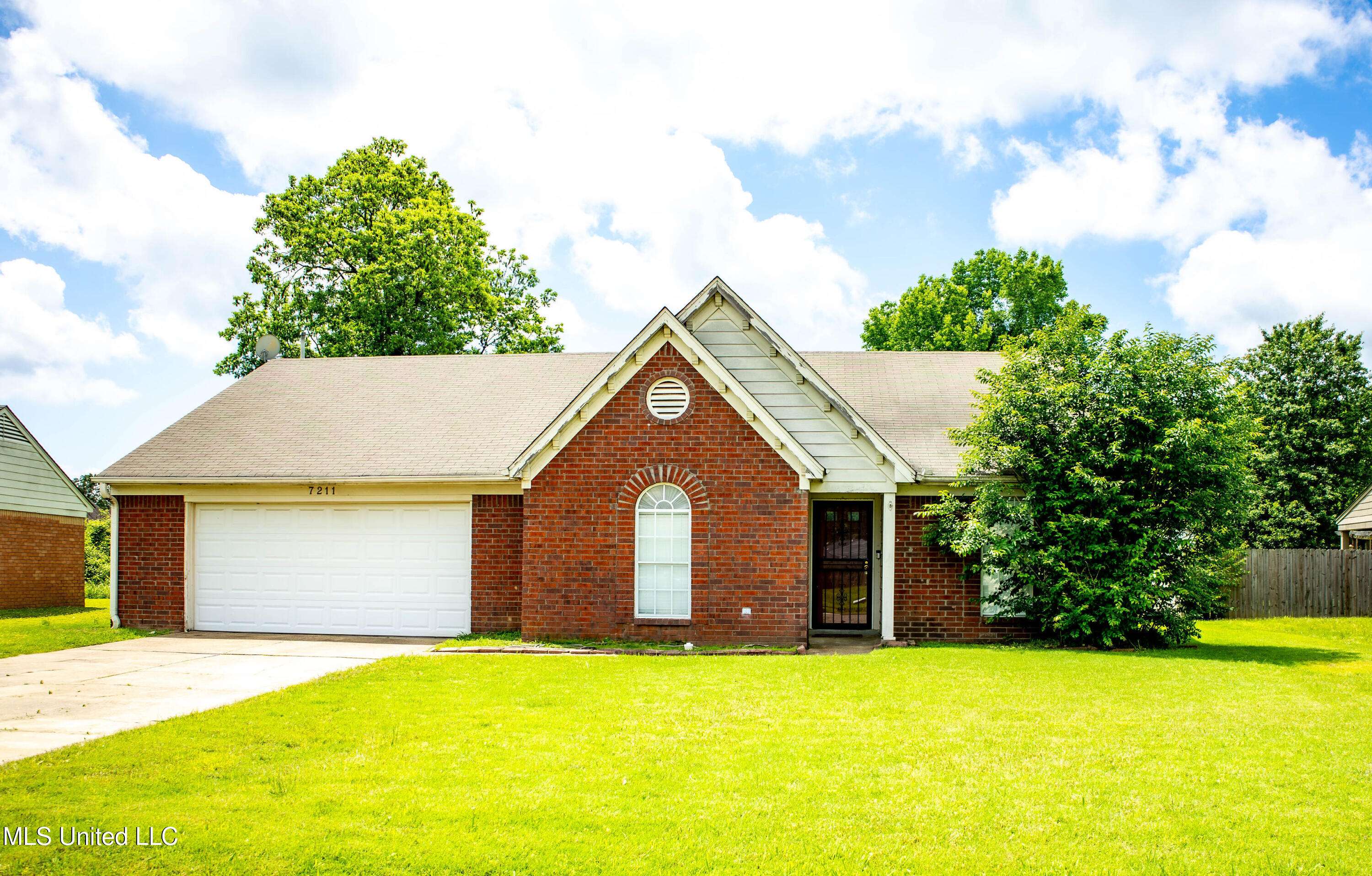 Horn Lake, MS 38637,7211 Dunbarton Drive