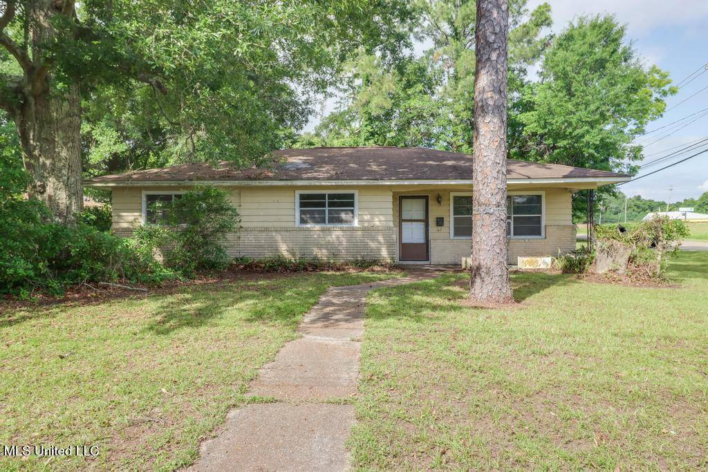 Long Beach, MS 39560,100 Hardy Avenue