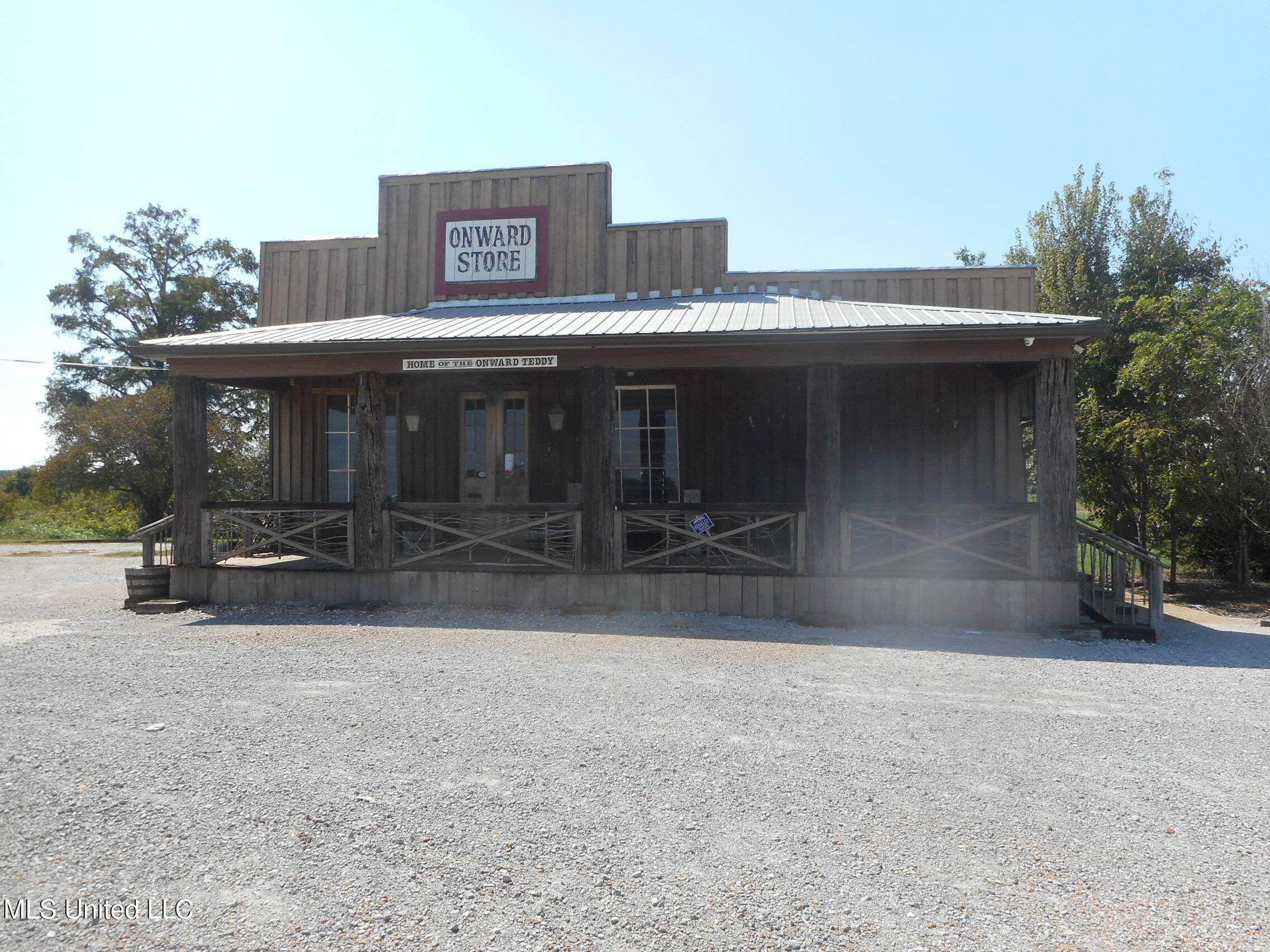 Rolling Fork, MS 39159,6693 Highway 61