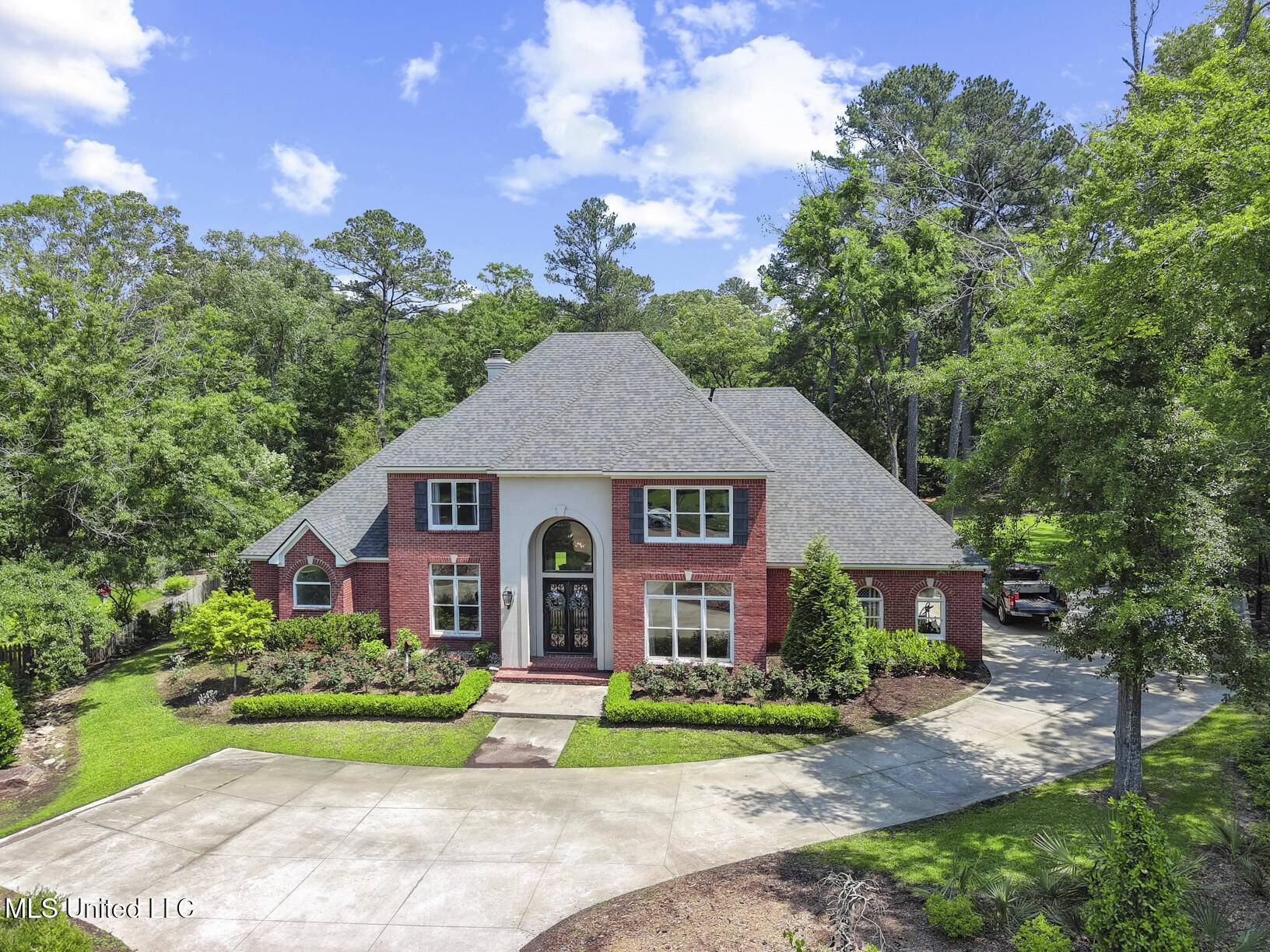 Flowood, MS 39232,340 Sherborne Place