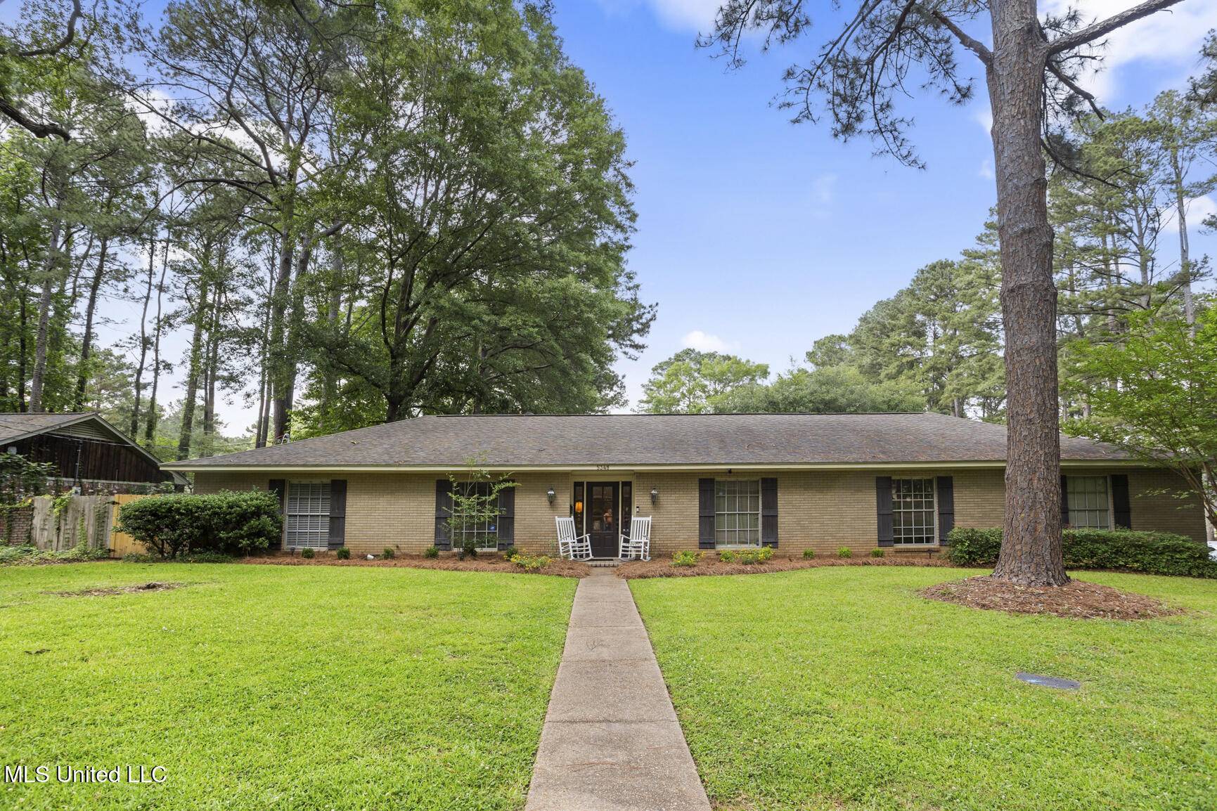 Jackson, MS 39211,5348 Saratoga Drive