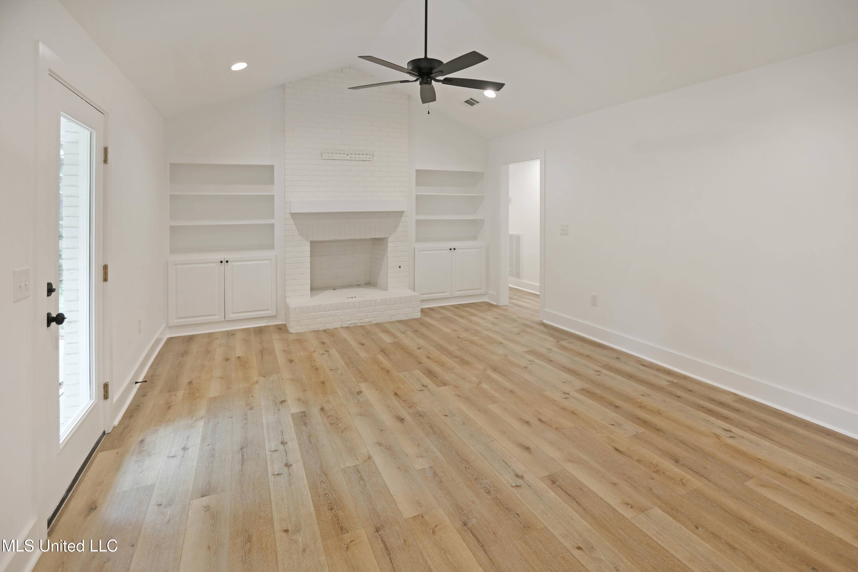 Brandon, MS 39047,107 S Boxwood Place
