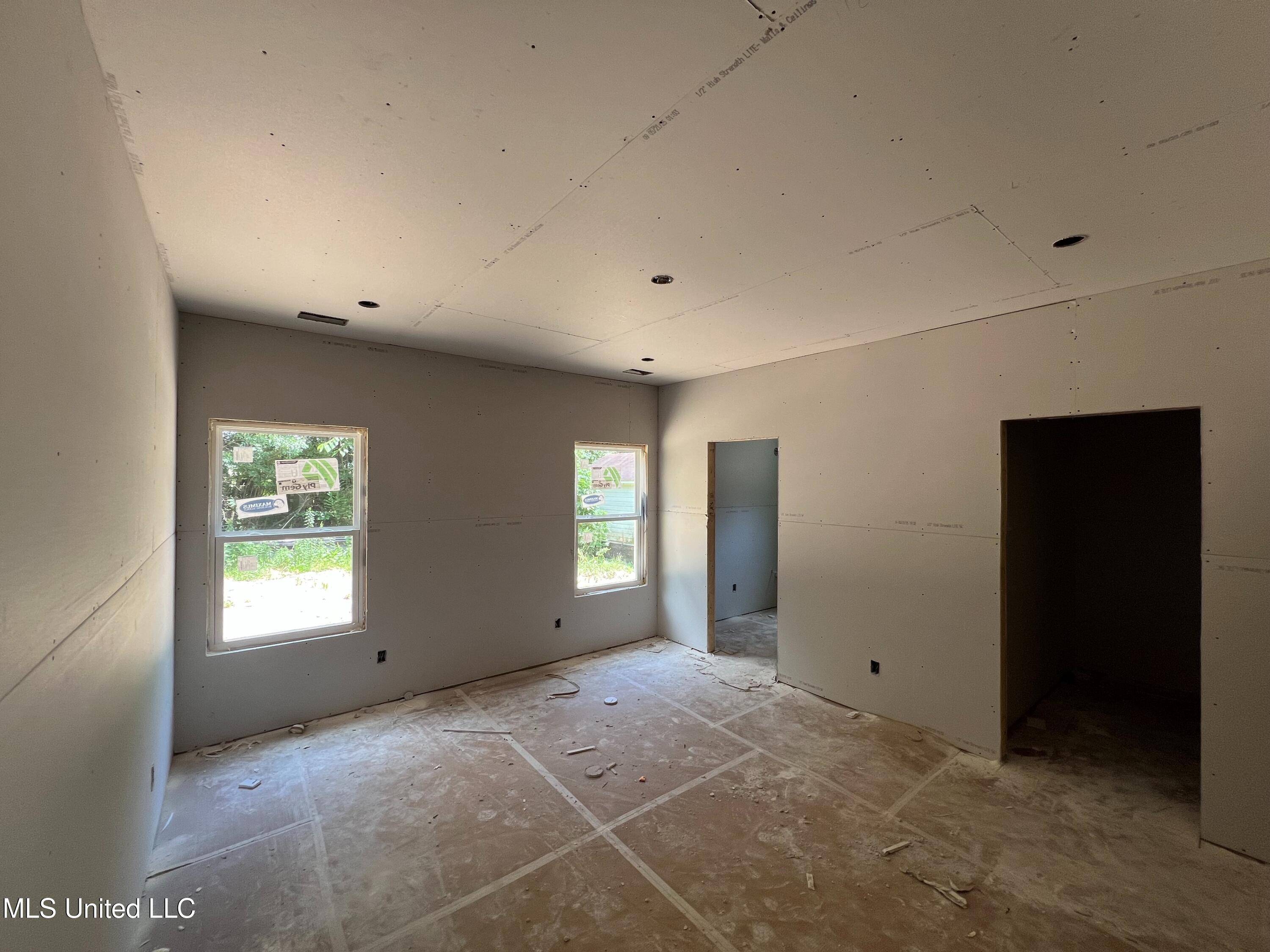 Olive Branch, MS 38654,7356 Mockingbird Lane