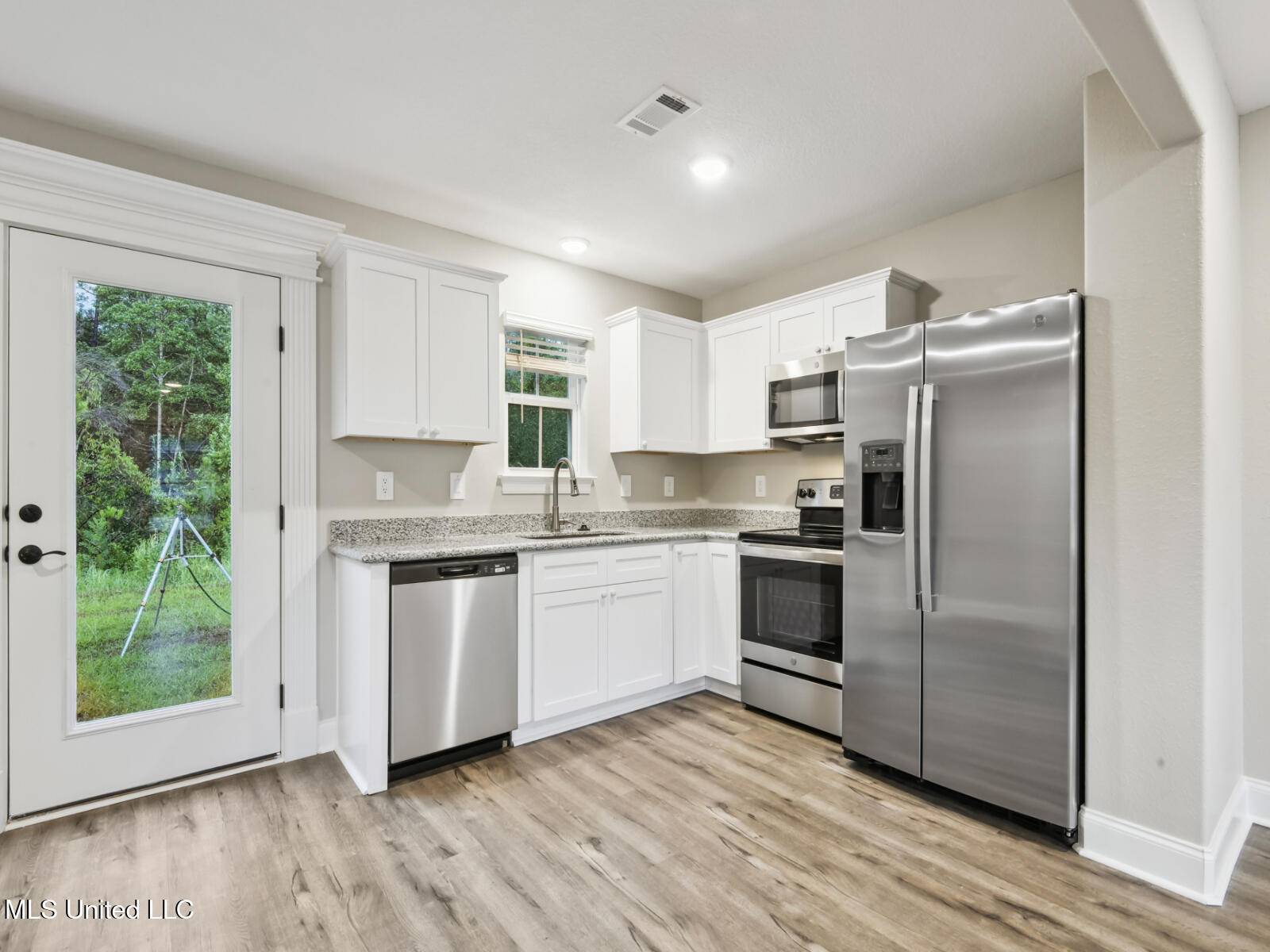 Gulfport, MS 39503,14986 Rowan Oak Street