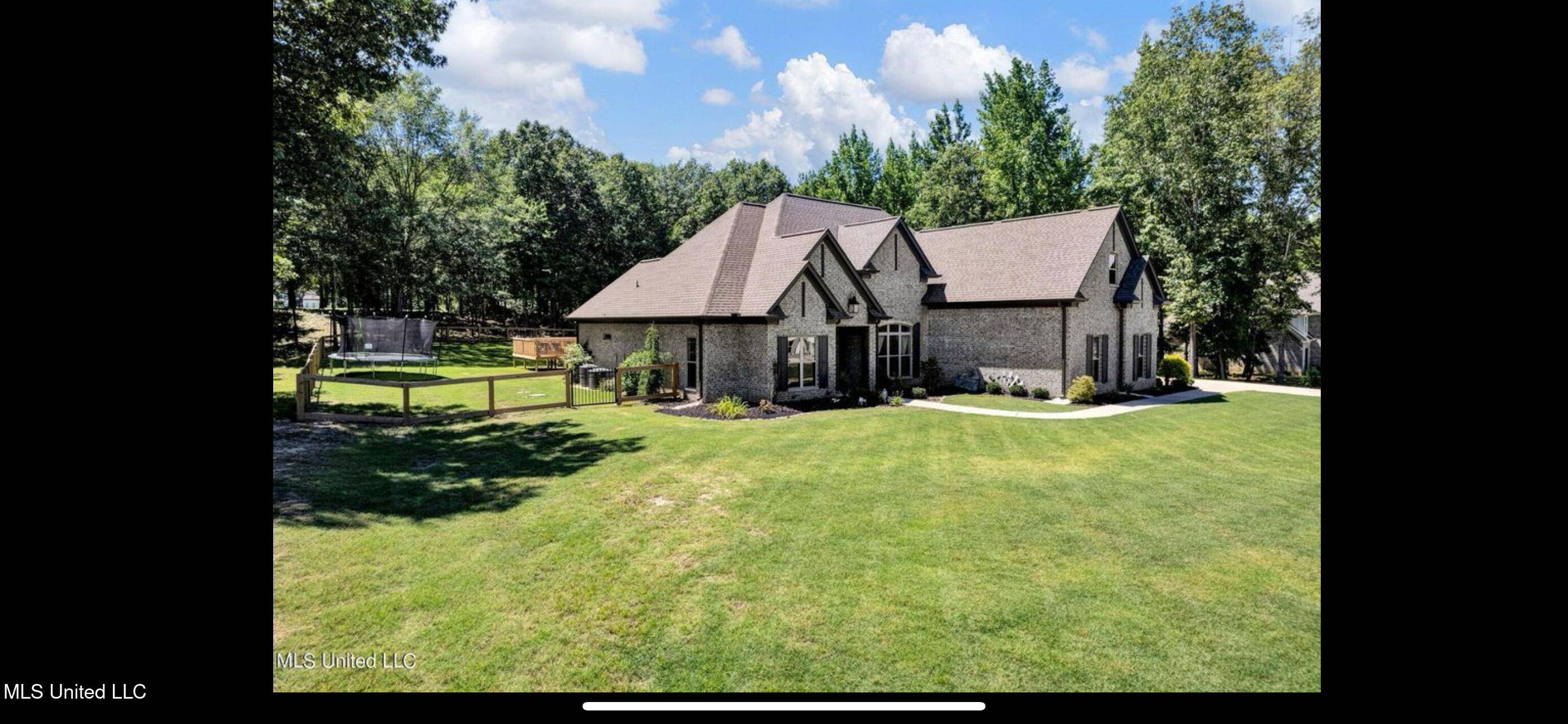 Hernando, MS 38632,11368 Cedar Point Cove