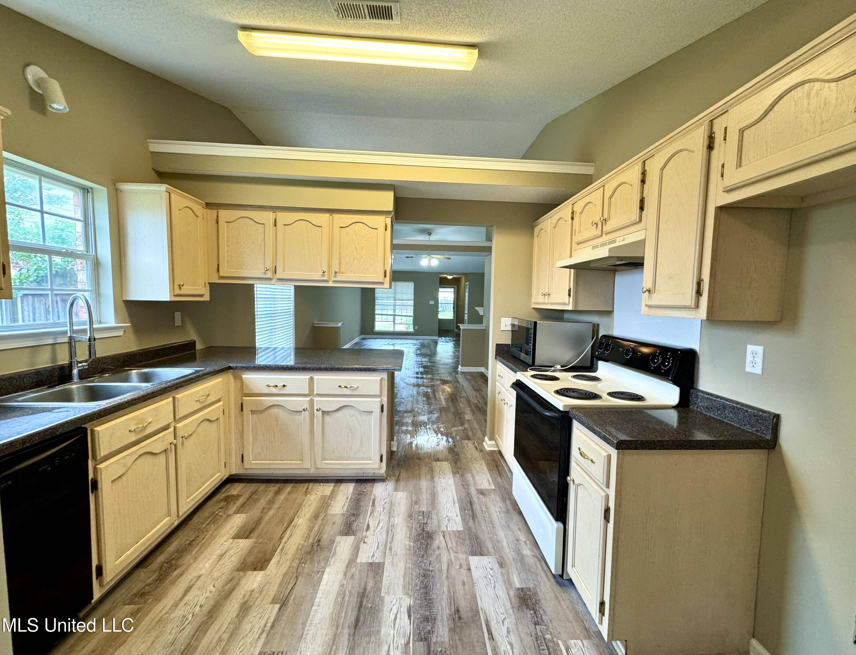 Walls, MS 38680,9197 S Kaitlyn Drive