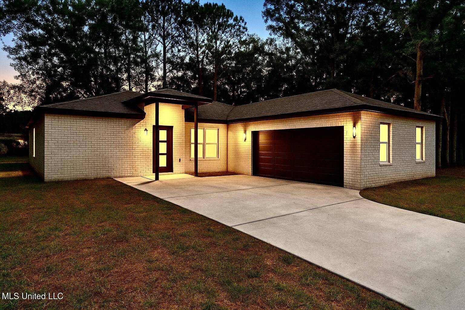 Gautier, MS 39553,1810 Bonsecur Cove
