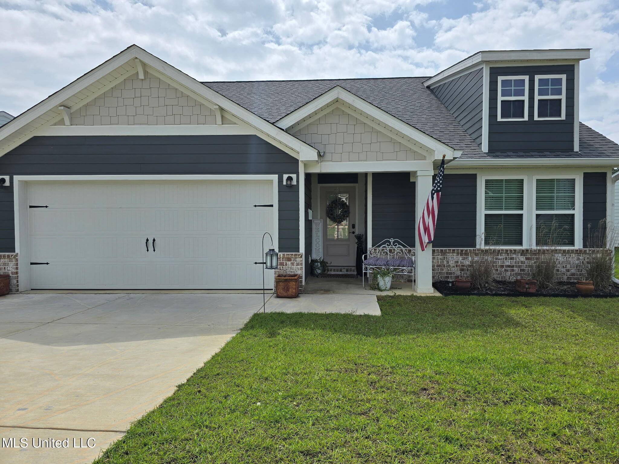 Diamondhead, MS 39525,85062 Pohaku Drive
