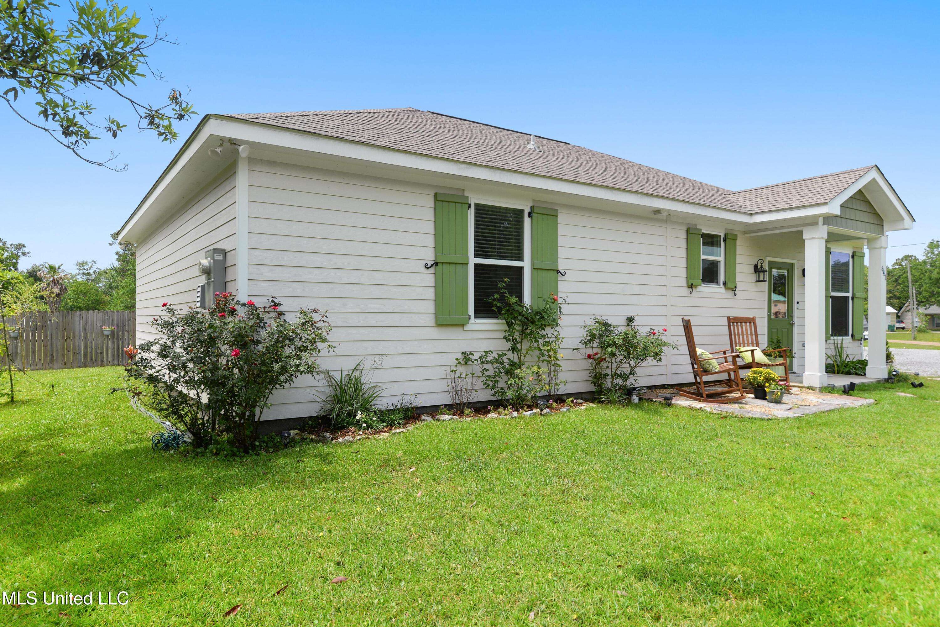 Waveland, MS 39576,641 Saint Anthony Street