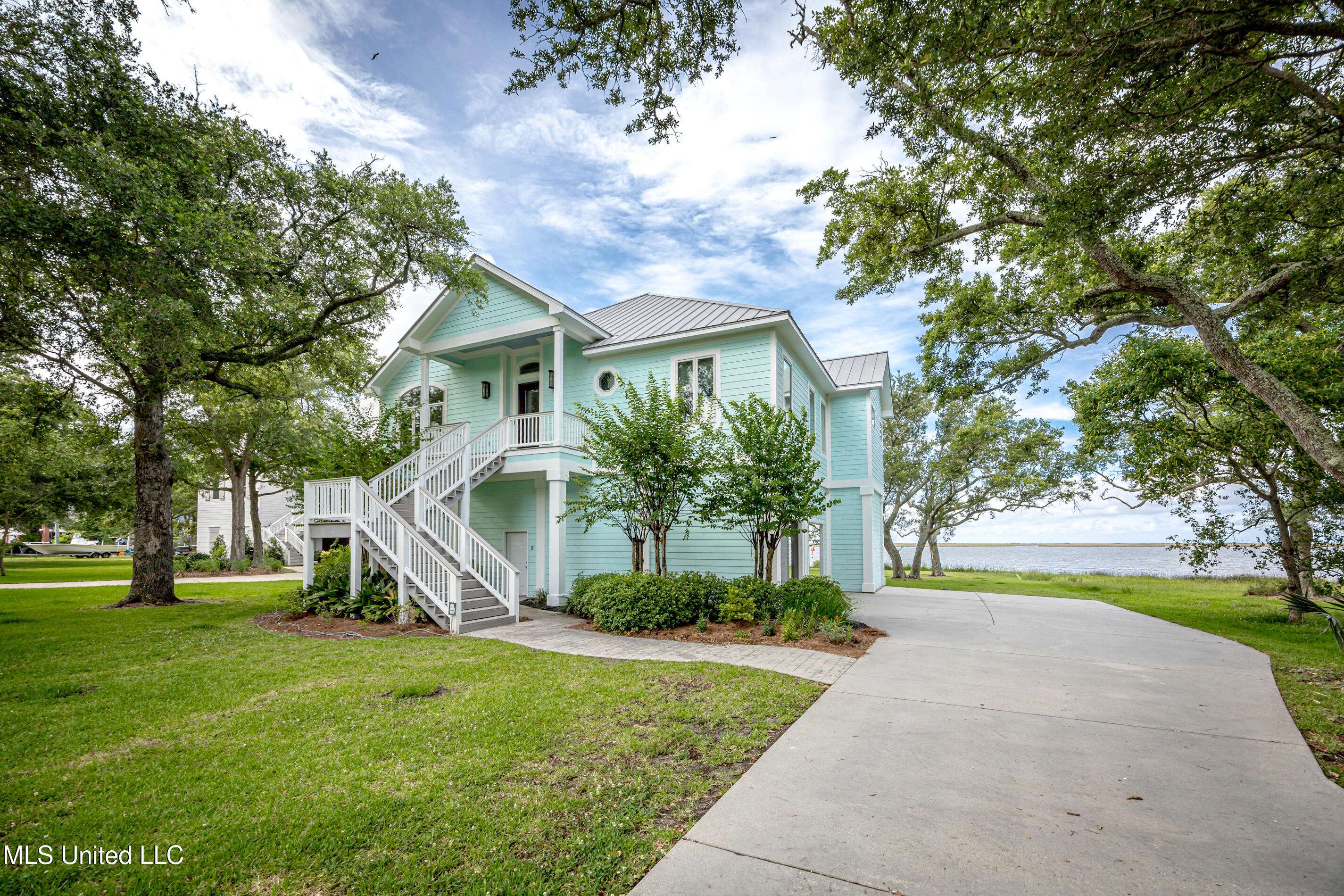 Ocean Springs, MS 39564,10805 Eagle Nest Road
