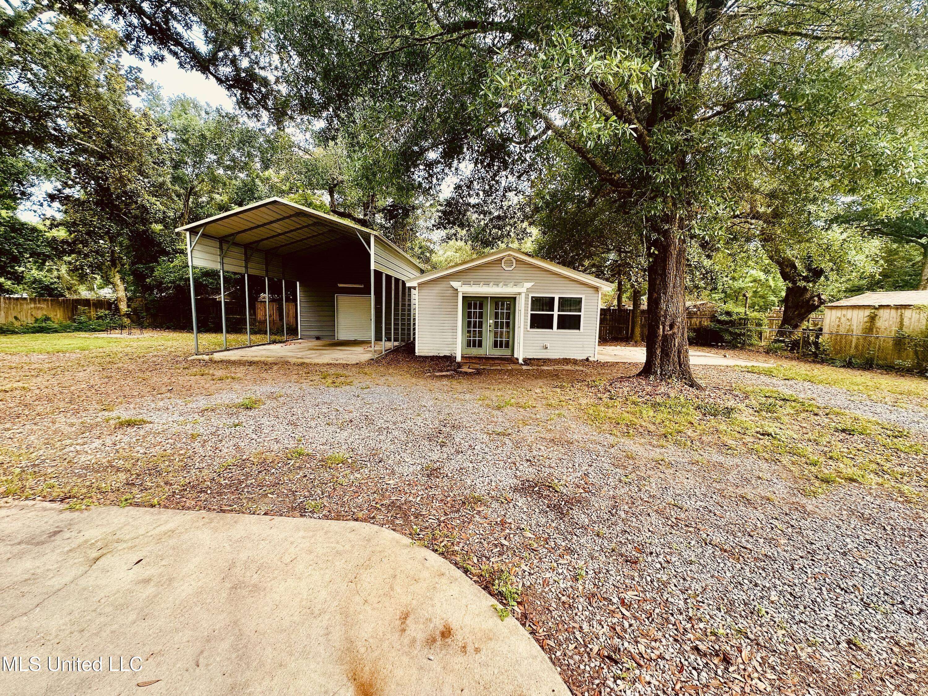 Long Beach, MS 39560,1154 E Old Pass Road
