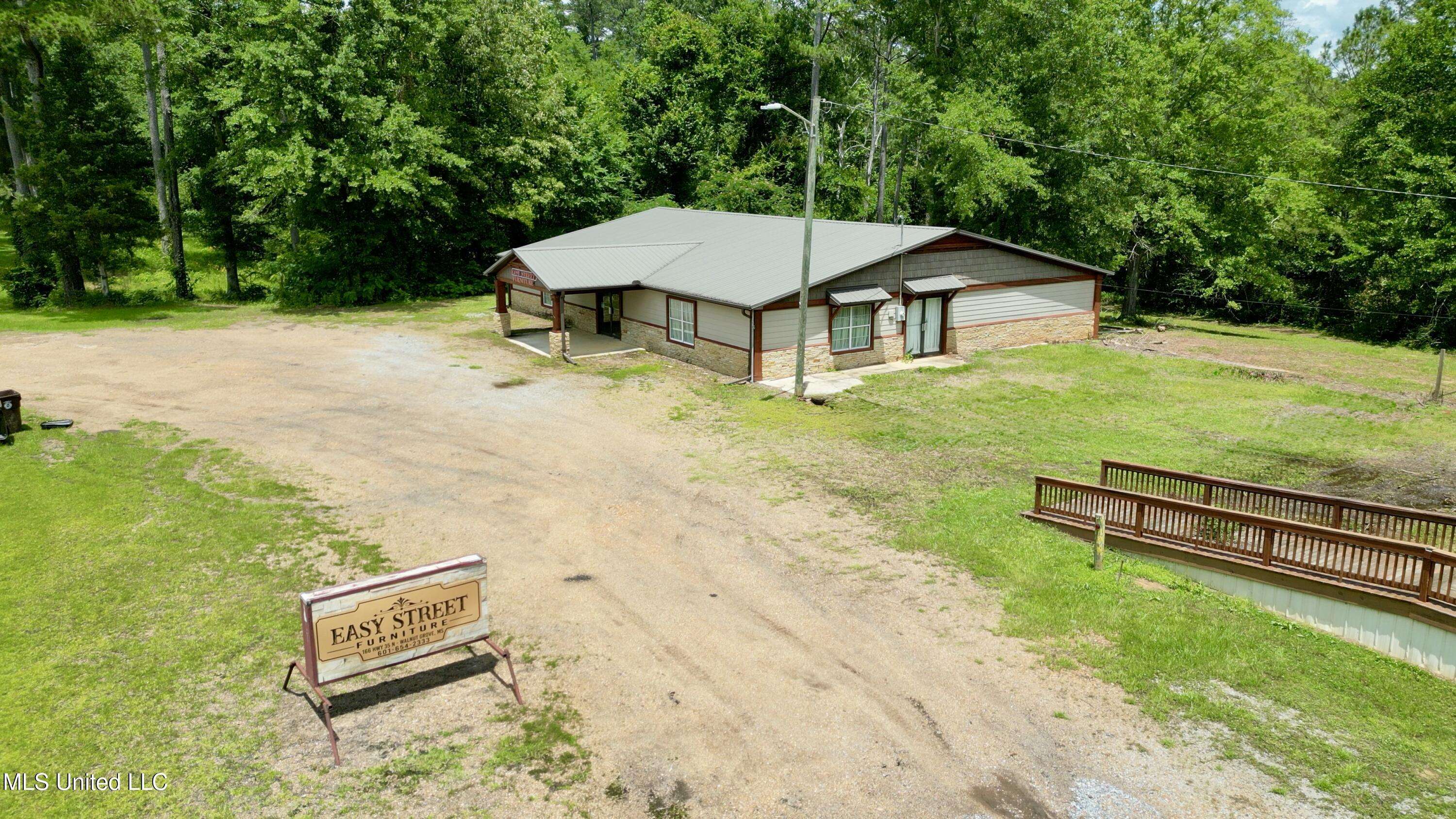 Walnut Grove, MS 39189,166 Ms-35