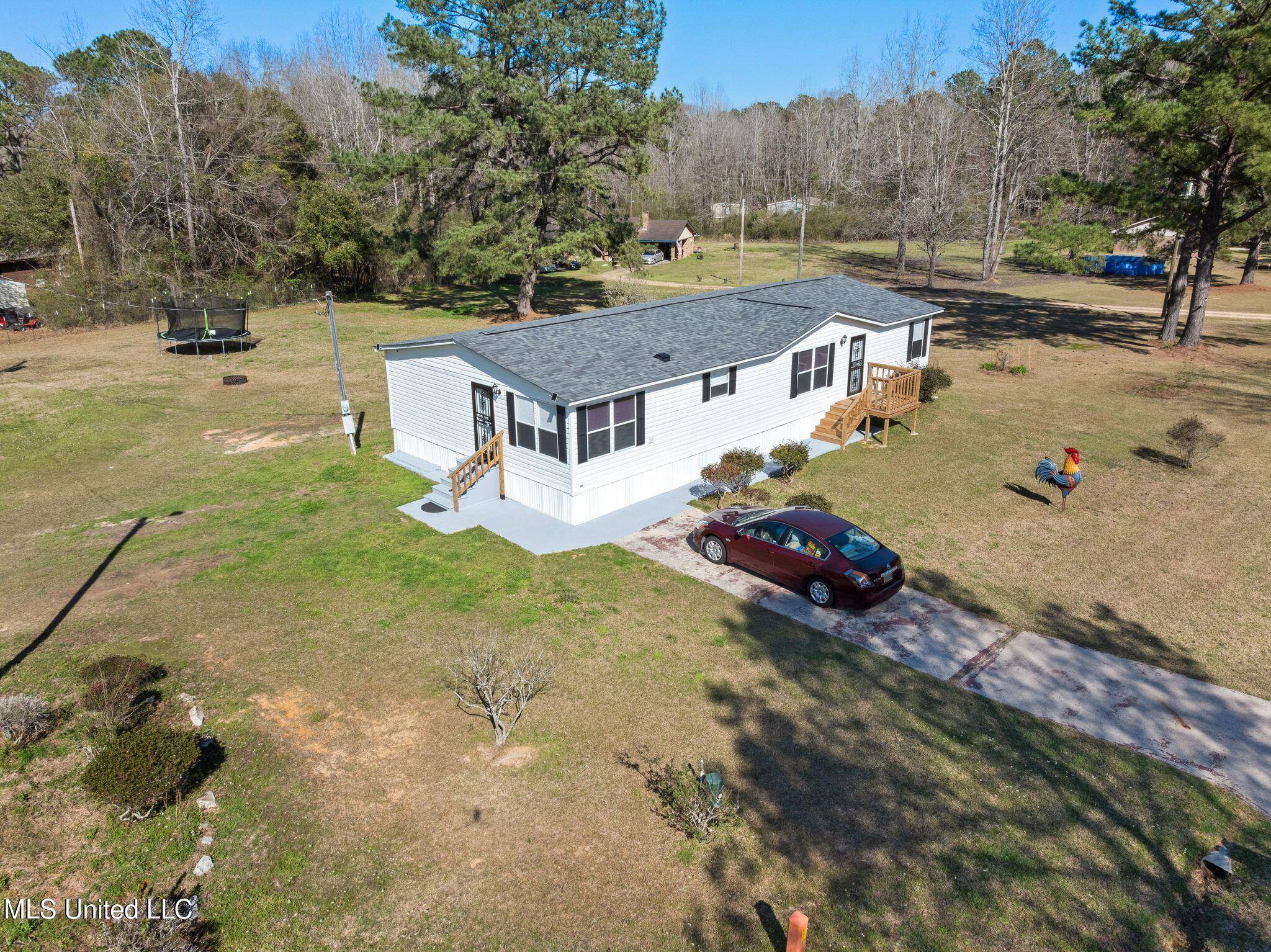 Bassfield, MS 39421,73 Mcleod Lane