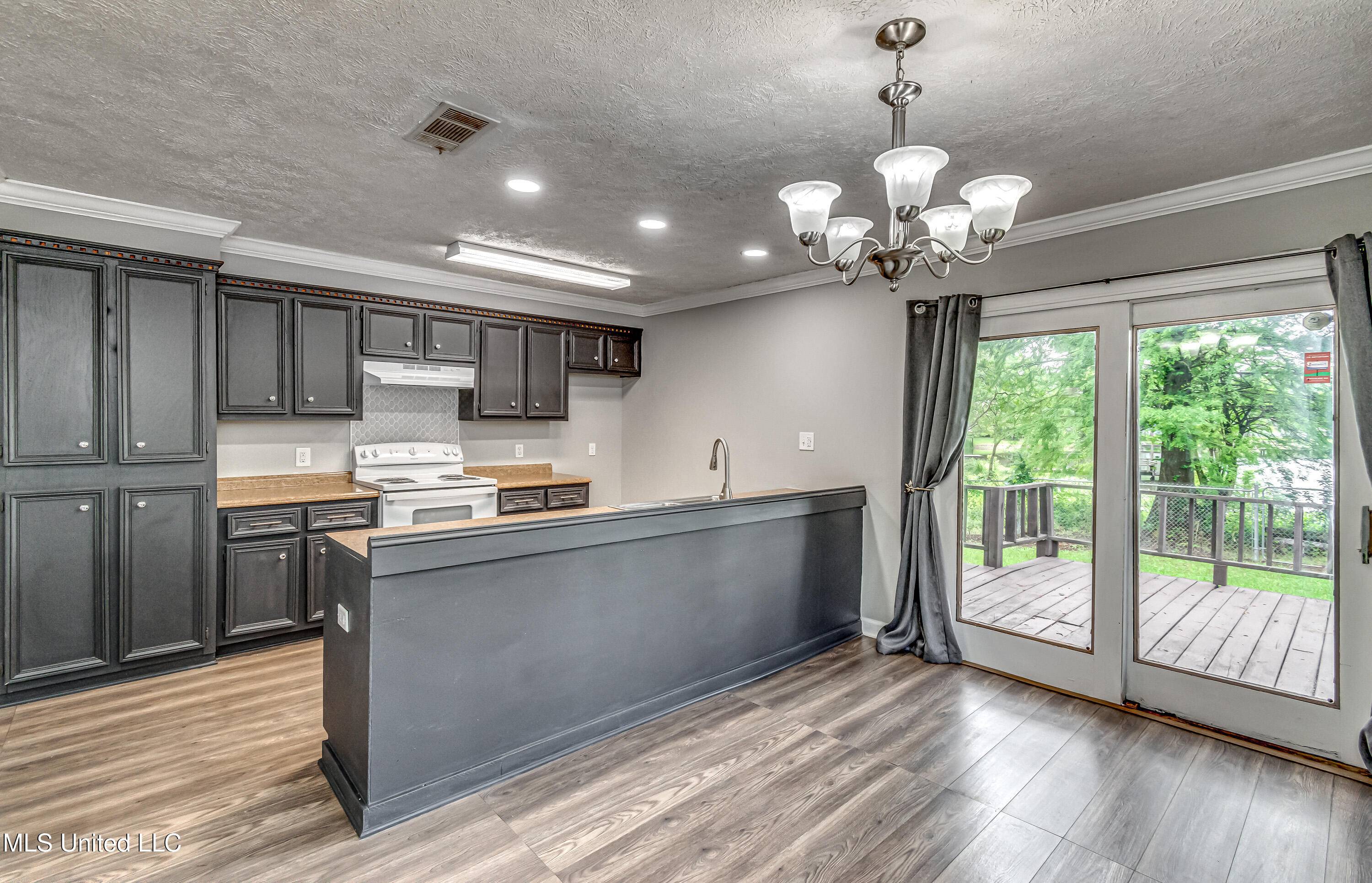 Florence, MS 39073,207 W Dewey Camp Drive