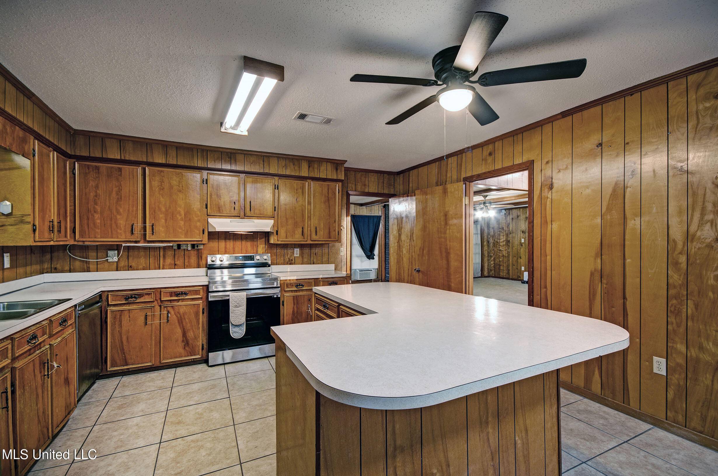 Canton, MS 39046,250 Twin Lakes Drive