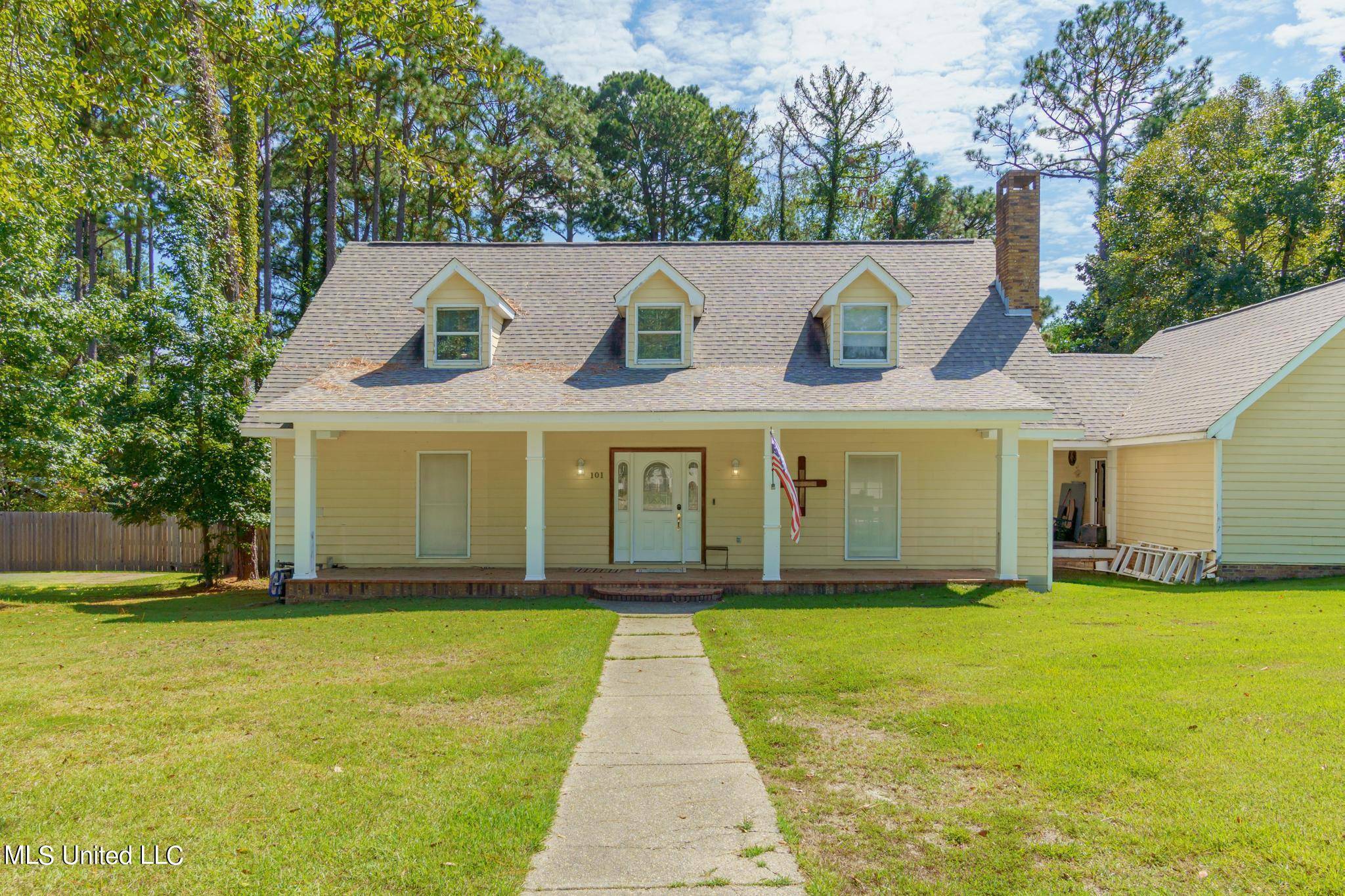 Hattiesburg, MS 39402,101 Pinewood Drive