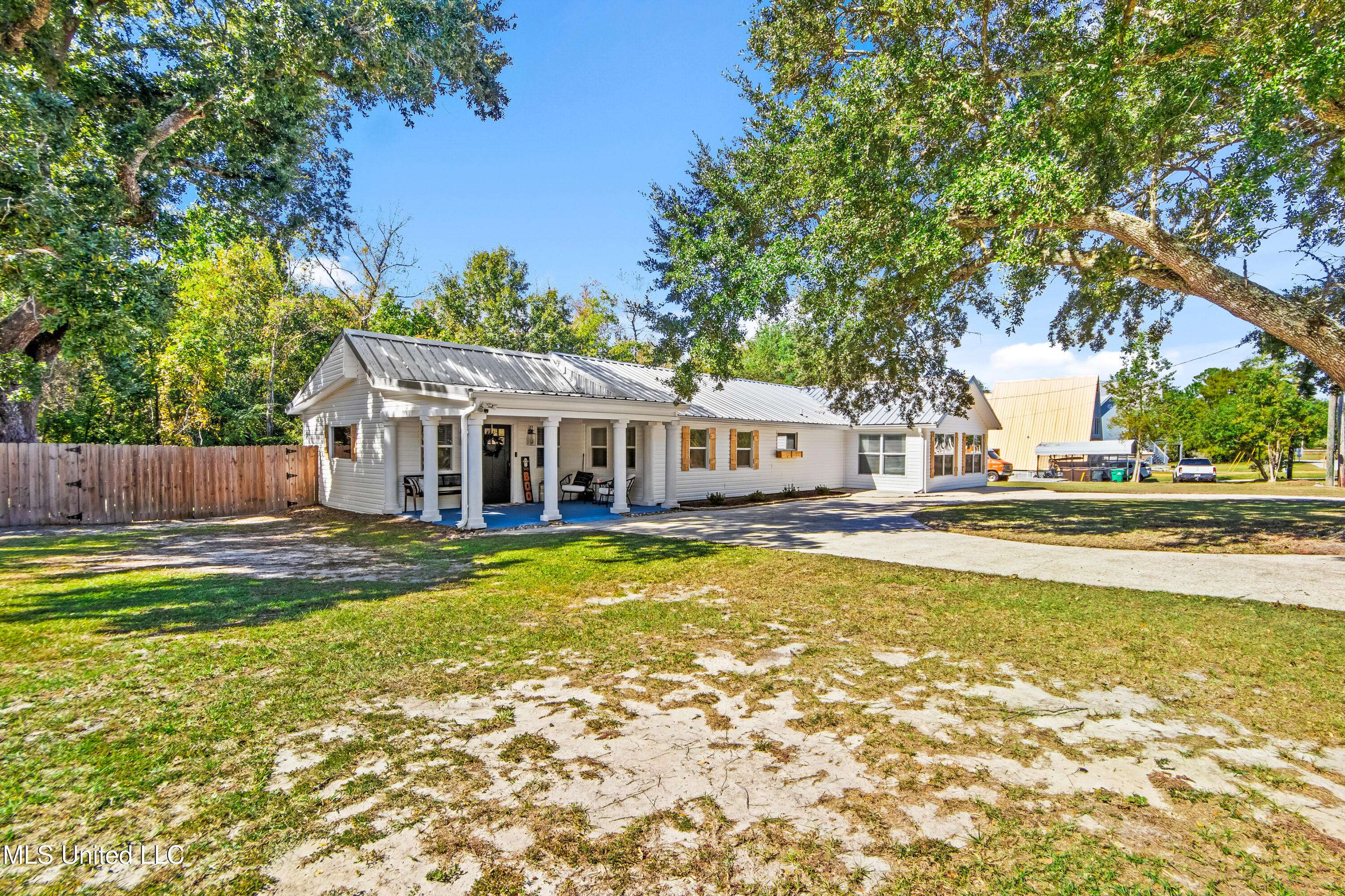 Waveland, MS 39576,219 Vacation Lane