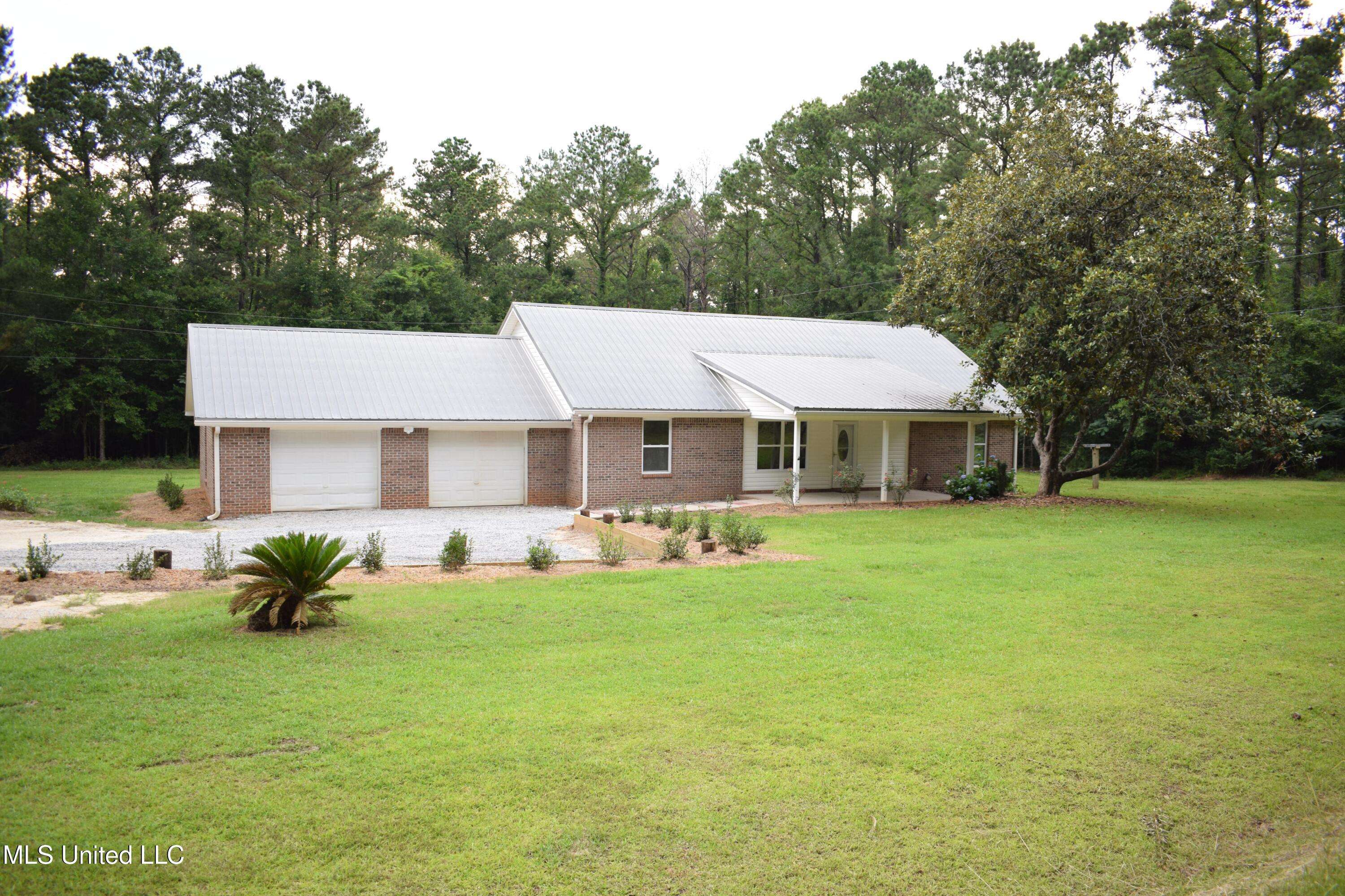 Lucedale, MS 39452,118 John Luke Mizell Road