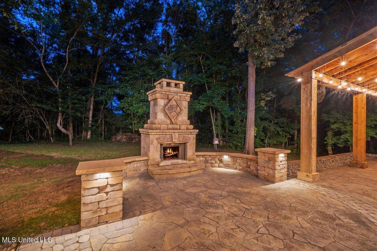 Olive Branch, MS 38654,5746 Burlington Lane