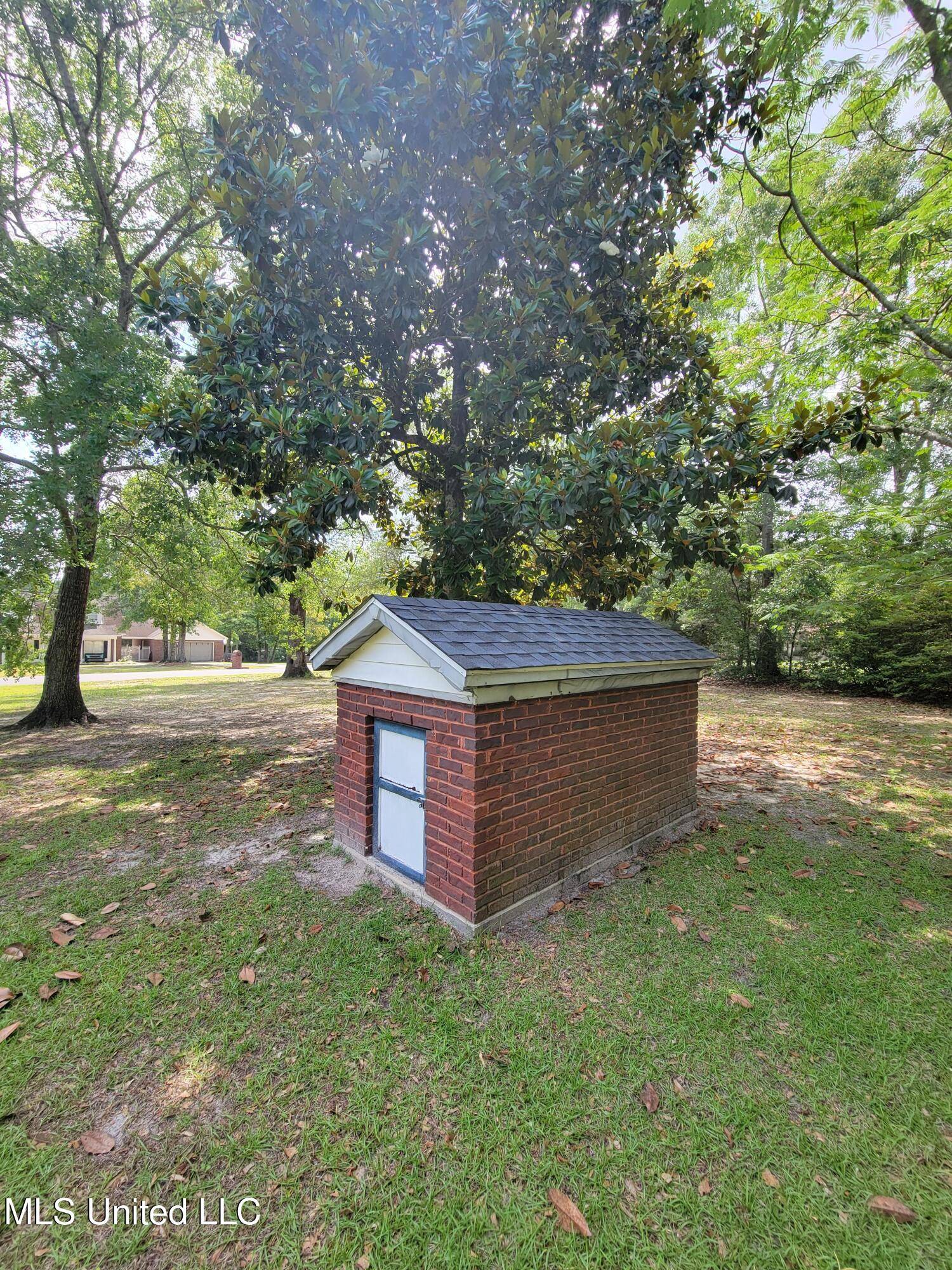 Vancleave, MS 39565,13004 Little Bluff Drive