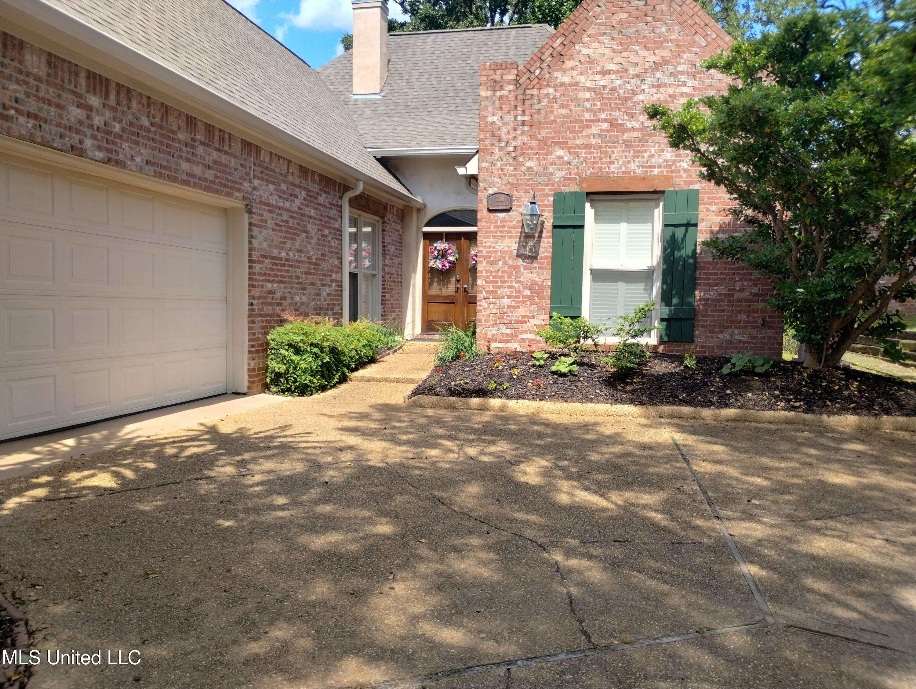 Ridgeland, MS 39157,720 Esplanade Drive