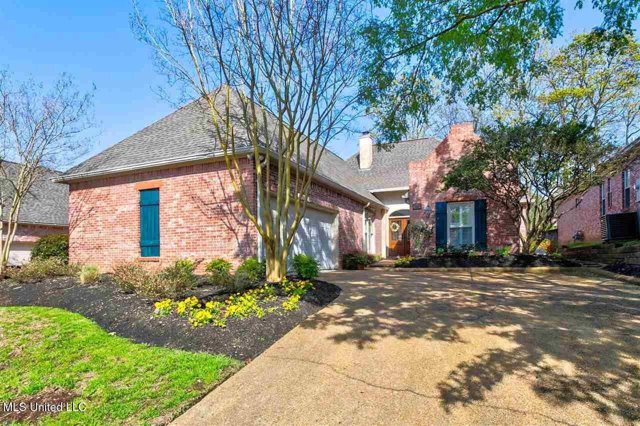 Ridgeland, MS 39157,720 Esplanade Drive