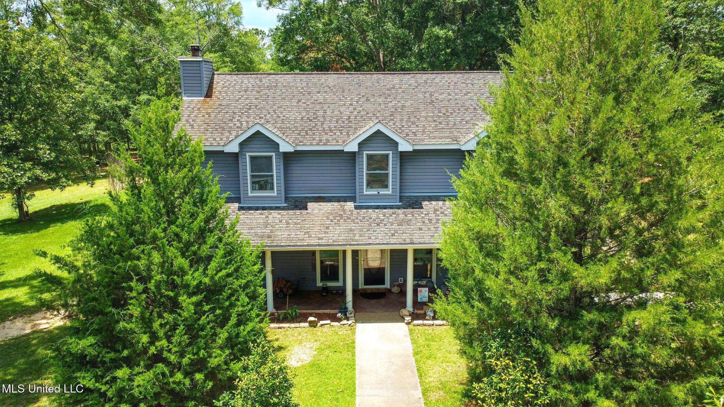 Poplarville, MS 39470,273 Slade Woodward Road